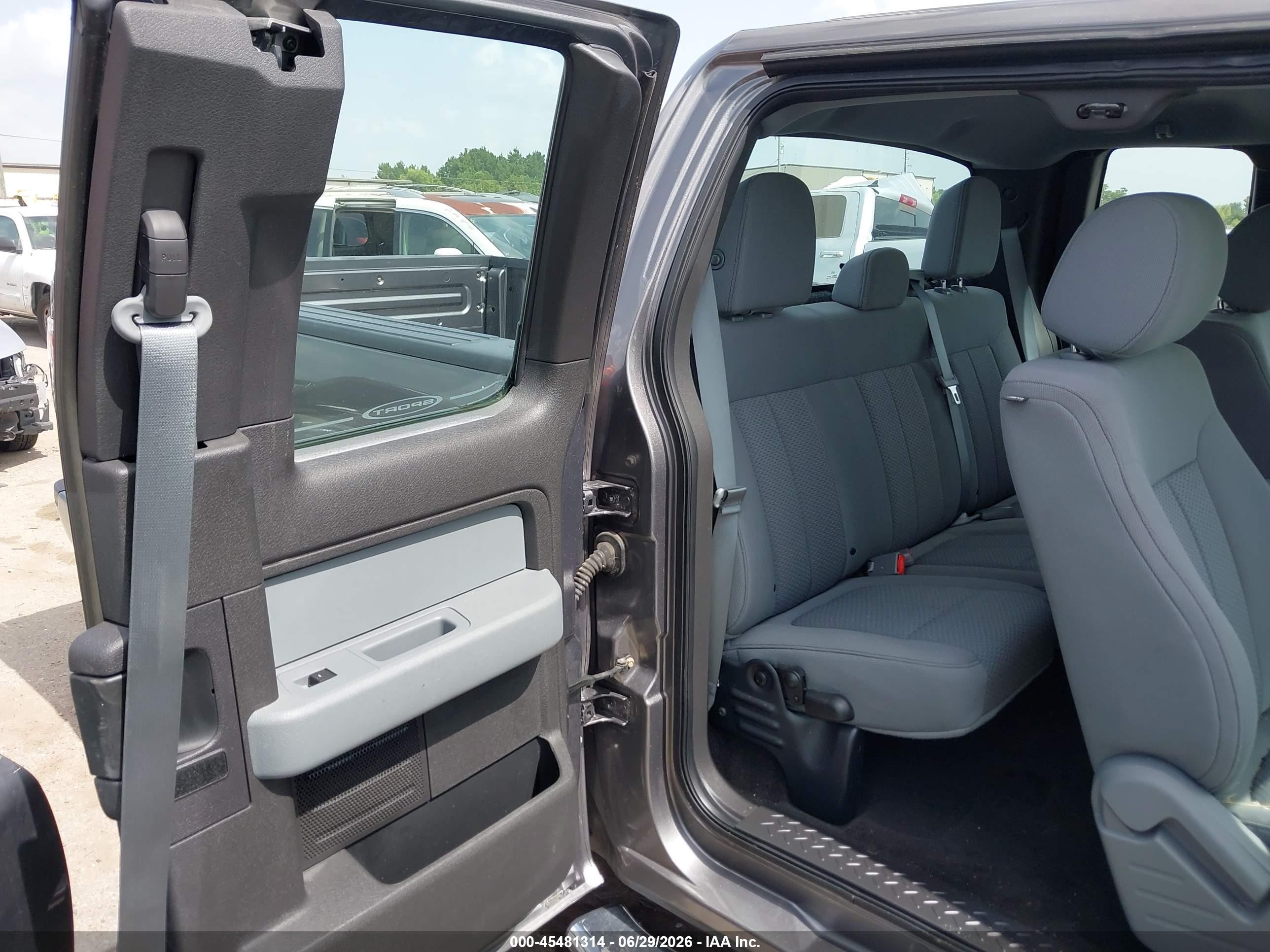 2014 Ford F-150 Stx Gray vin: 1FTFX1CF7EFC93668