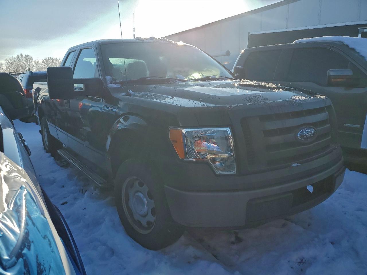 2012 Ford F150 Super Cab Зеленый vin: 1FTFX1CF8CFB57885
