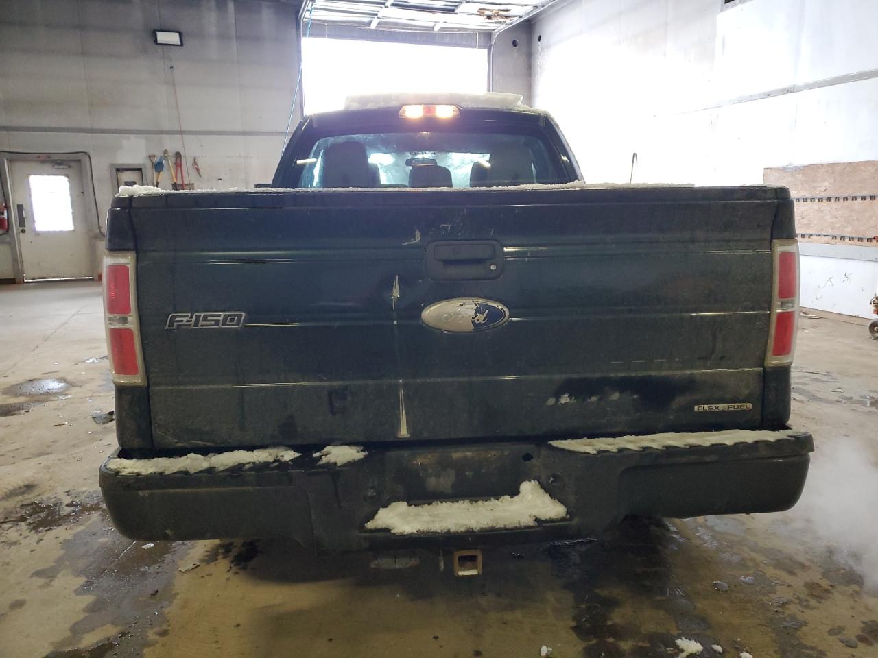 2012 Ford F150 Super Cab Зеленый vin: 1FTFX1CF8CFB57885 Damage: Tailgate, Dent(S) W/ Paint Dmg, 7 To 8 Inches
