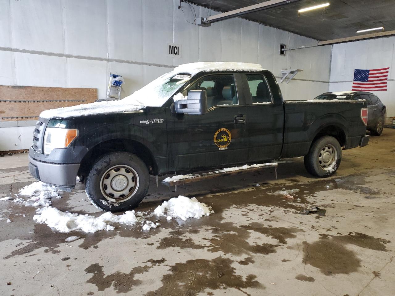 2012 Ford F150 Super Cab Зеленый vin: 1FTFX1CF8CFB57885 Damage: Left Running Board, Rust, > 12 Inches