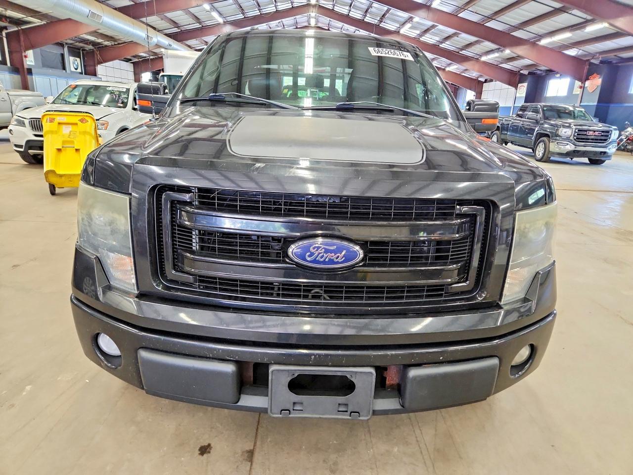 2013 Ford F150 Super Cab Black vin: 1FTFX1CF8DFA50966