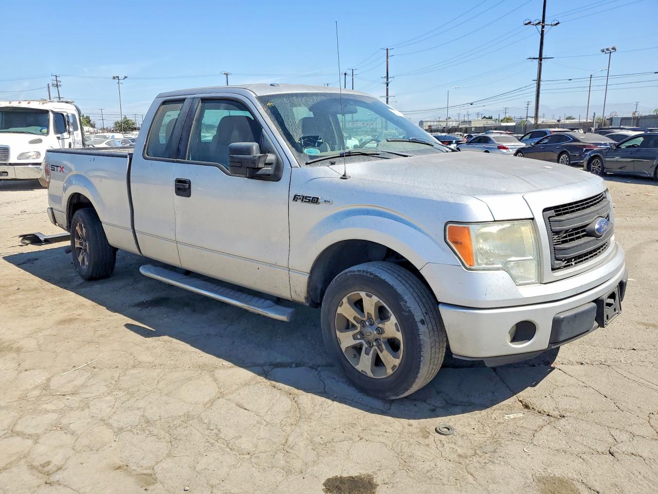 2013 Ford F150 Super Cab Silver vin: 1FTFX1CF8DFD34131