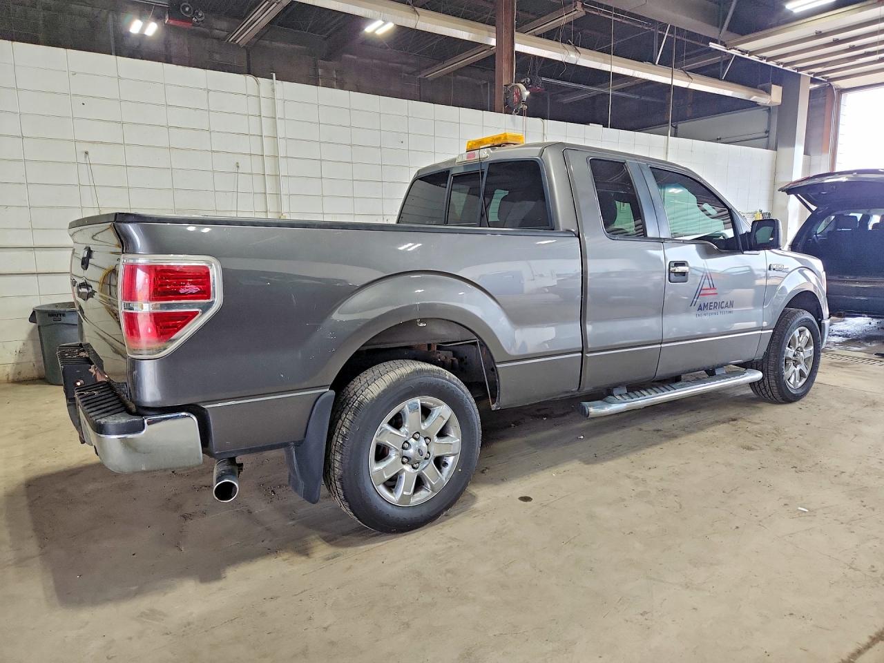 2014 Ford F150 Super Cab Gray vin: 1FTFX1CF8EKE98844