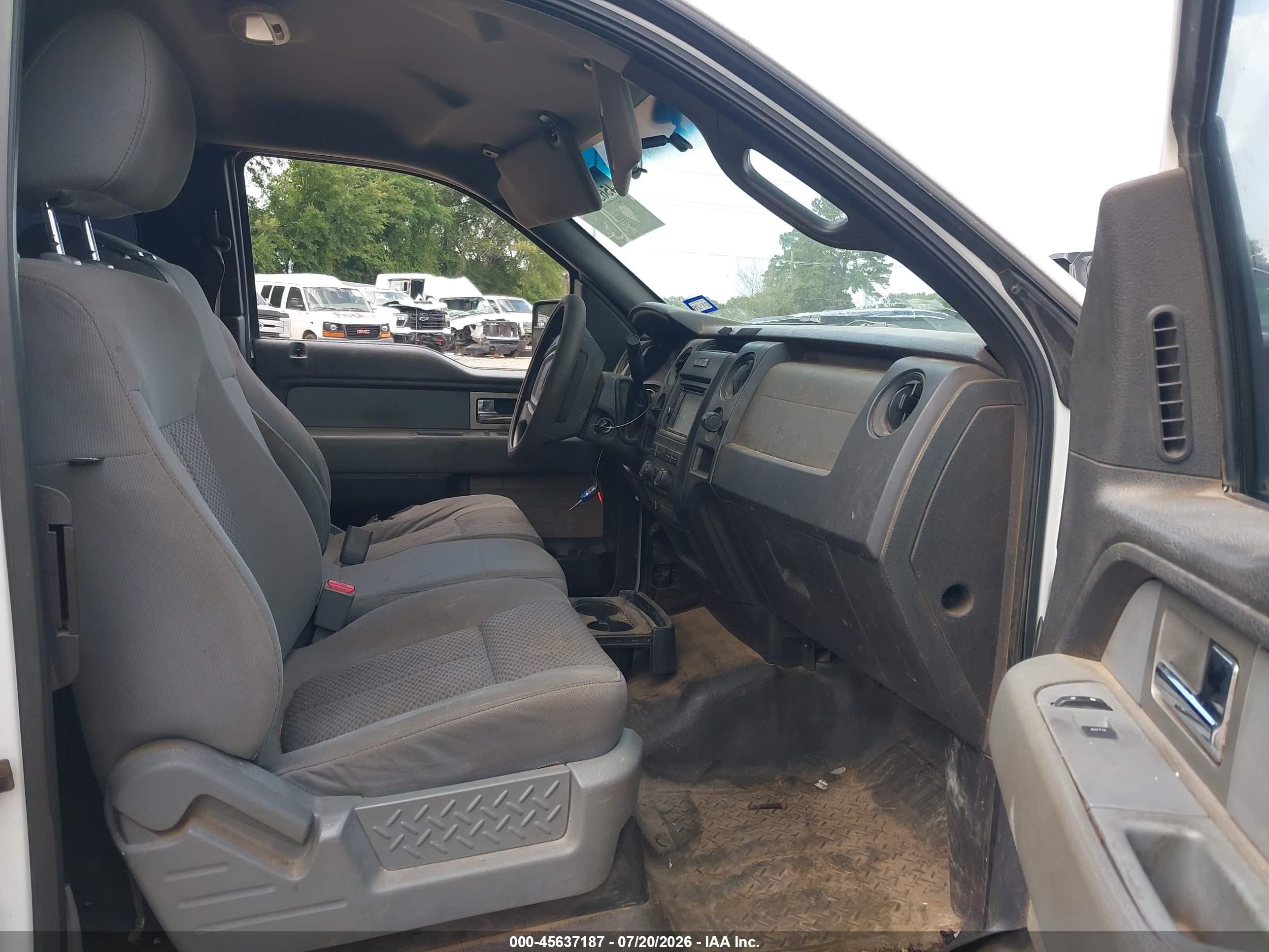 2011 Ford F-150 Xl White vin: 1FTFX1CF9BFB04093
