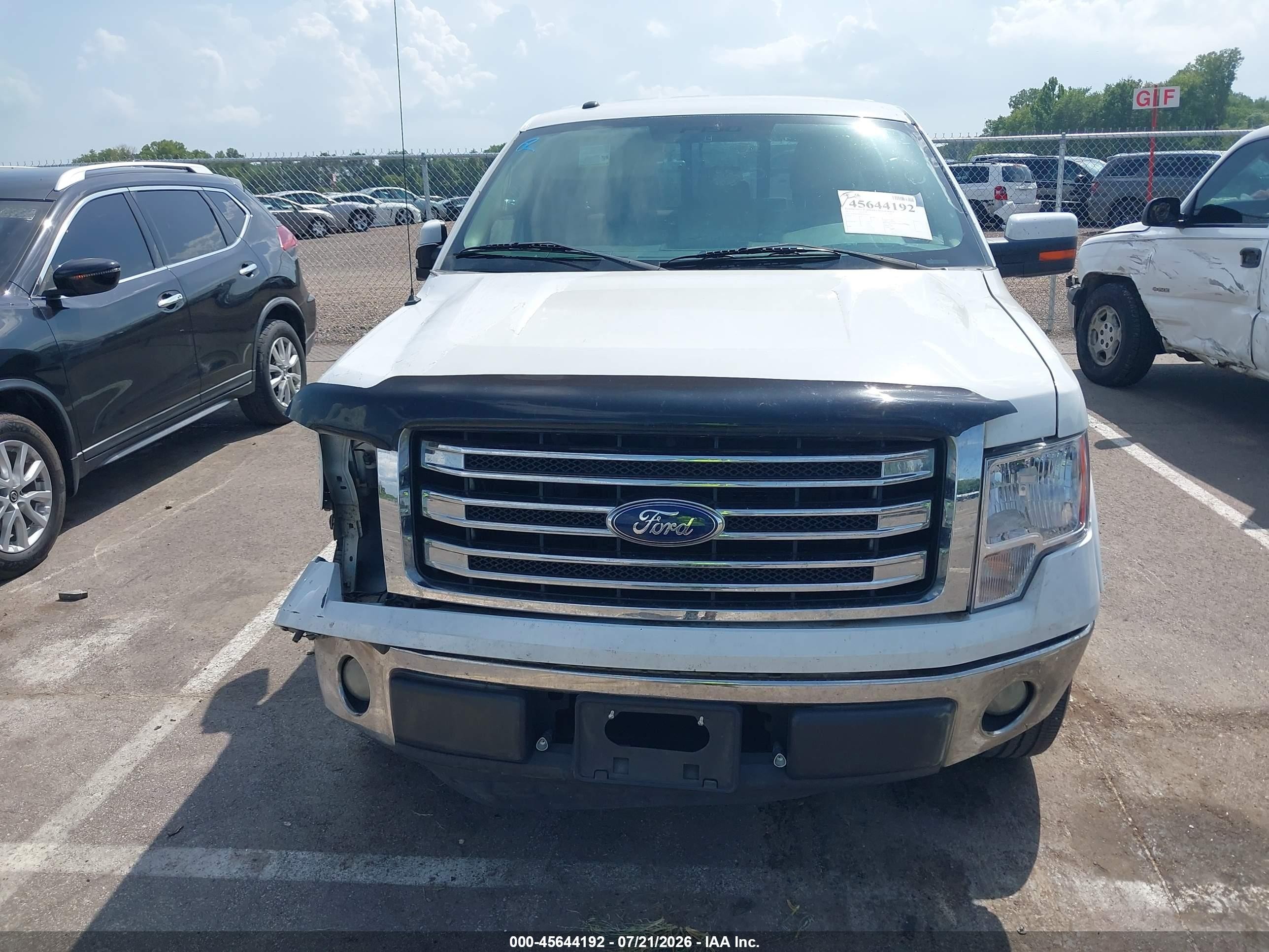 2011 Ford F-150 Lariat Белый vin: 1FTFX1CF9BFC66354