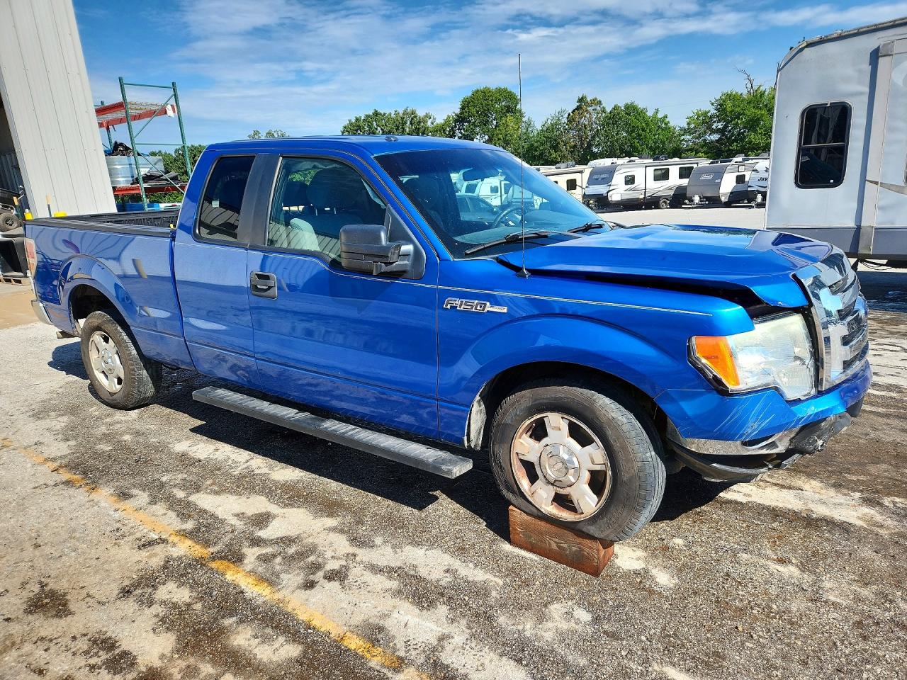 2012 Ford F150 Super Cab Blue vin: 1FTFX1CF9CFD06241