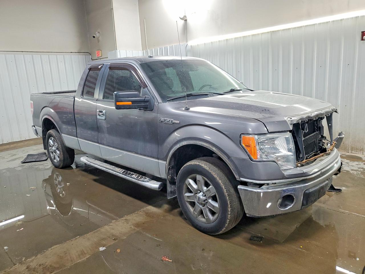 2013 Ford F150 Super Cab Gray vin: 1FTFX1CF9DFA77965