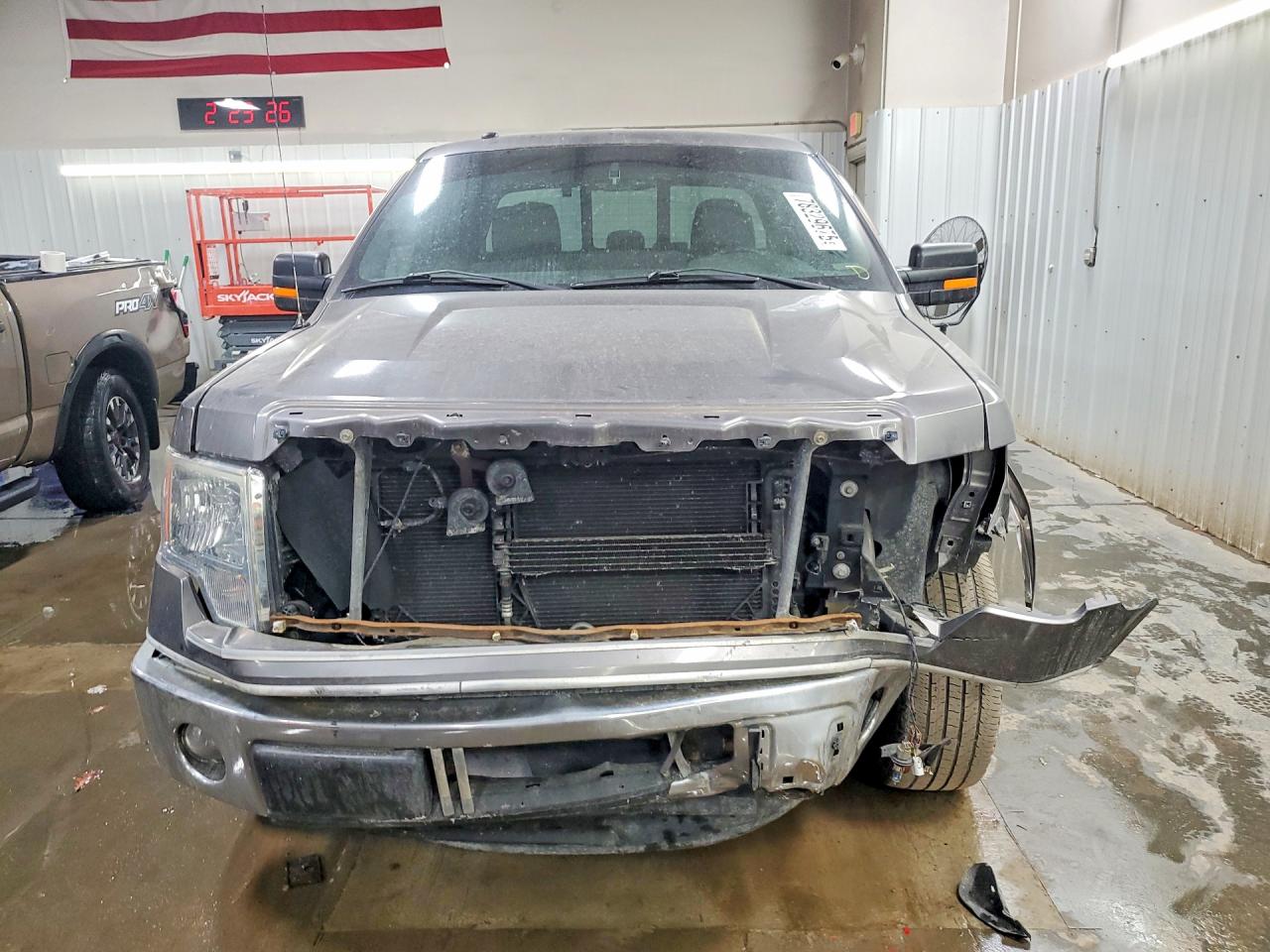 2013 Ford F150 Super Cab Gray vin: 1FTFX1CF9DFA77965