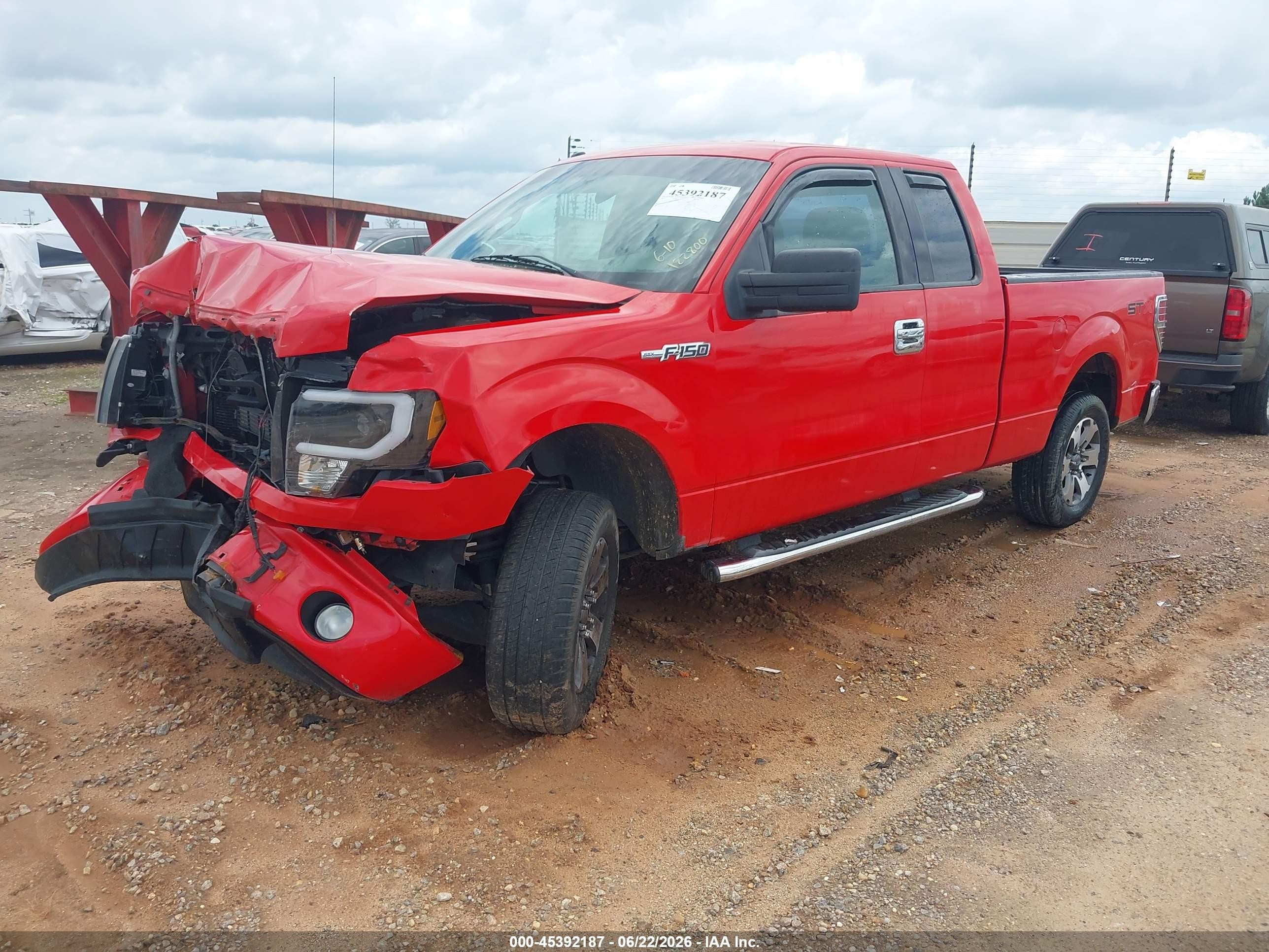 2013 Ford F-150 Stx Красный vin: 1FTFX1CF9DFD93785