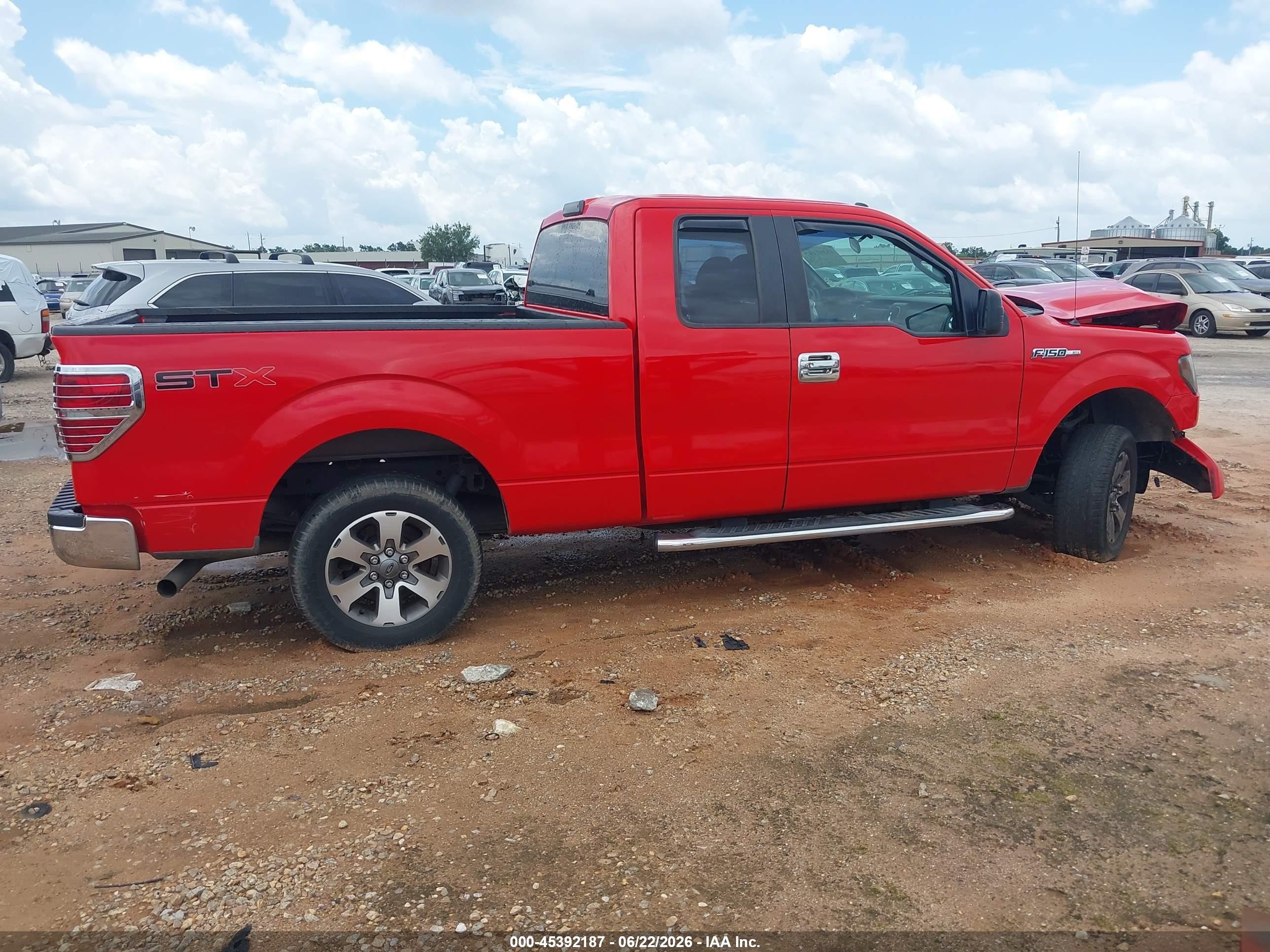 2013 Ford F-150 Stx Красный vin: 1FTFX1CF9DFD93785