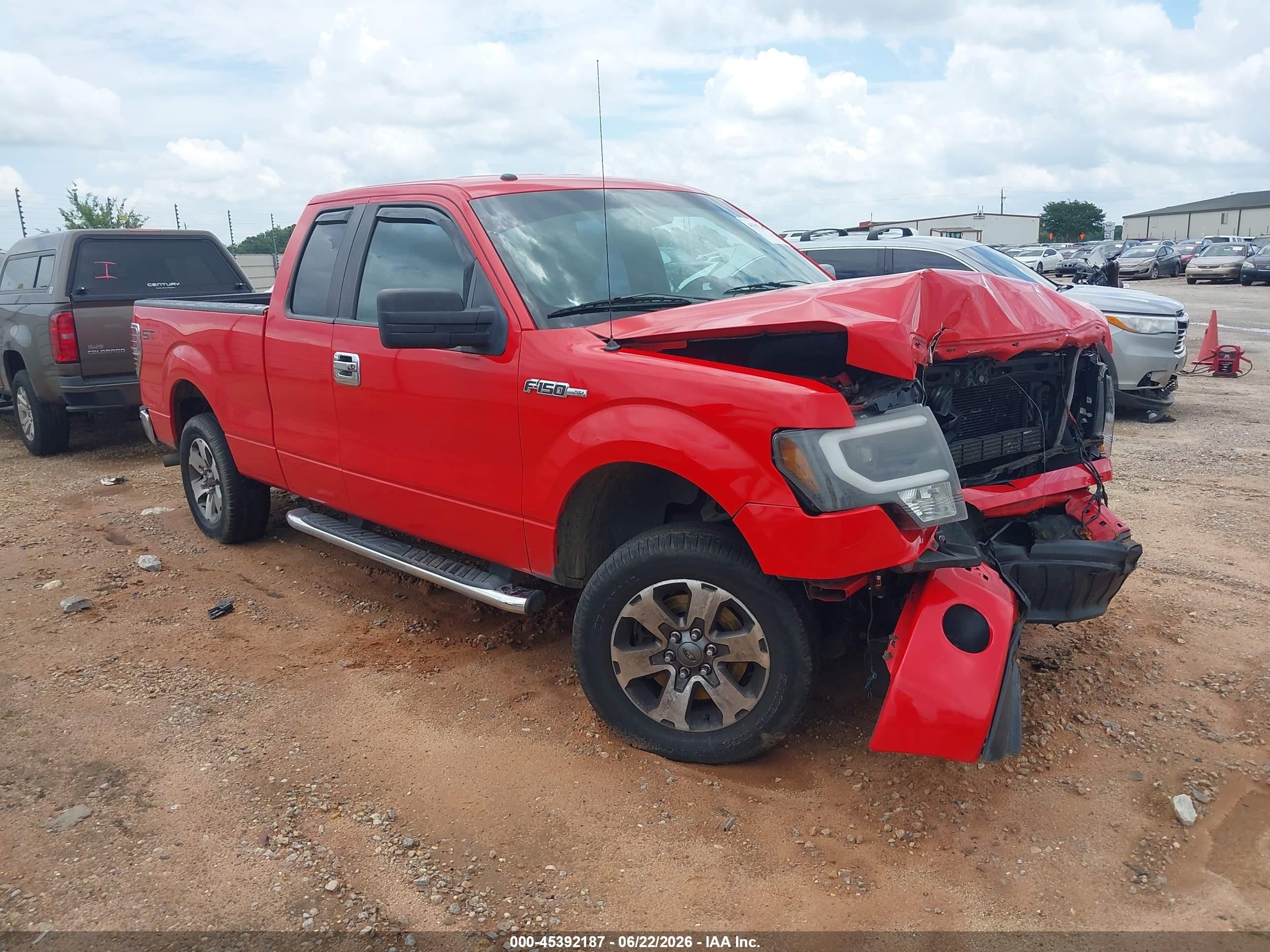 2013 Ford F-150 Stx Red vin: 1FTFX1CF9DFD93785