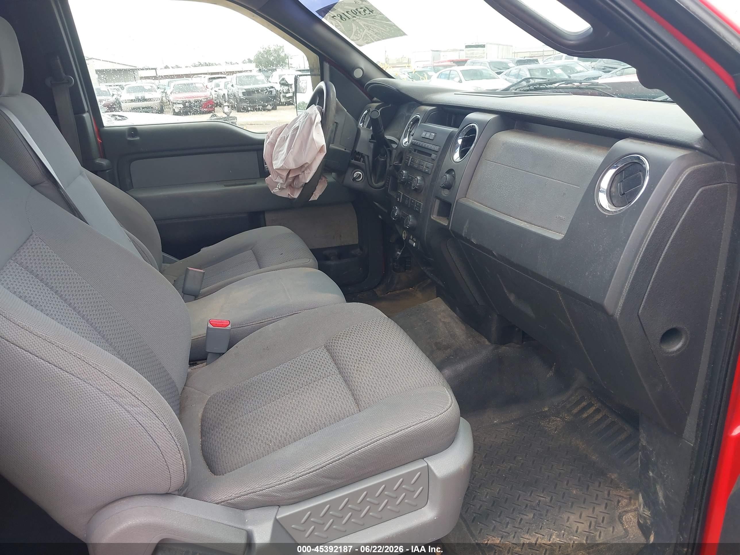 2013 Ford F-150 Stx Красный vin: 1FTFX1CF9DFD93785