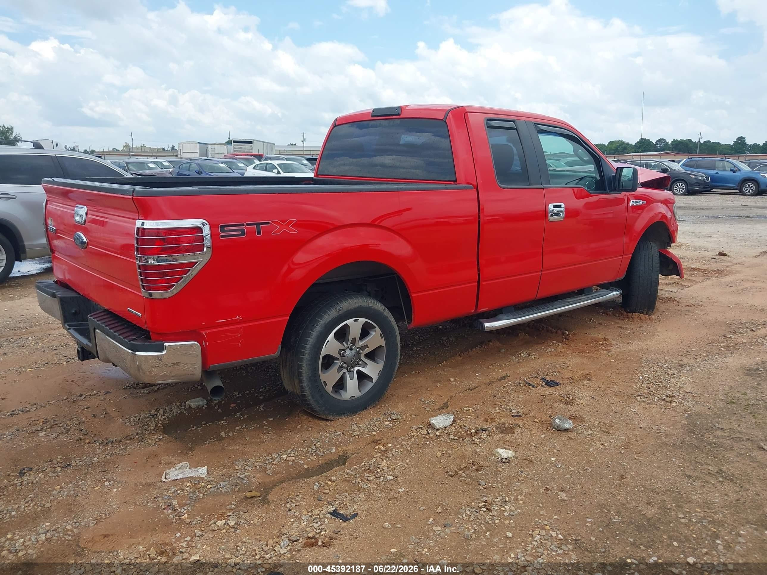 2013 Ford F-150 Stx Красный vin: 1FTFX1CF9DFD93785