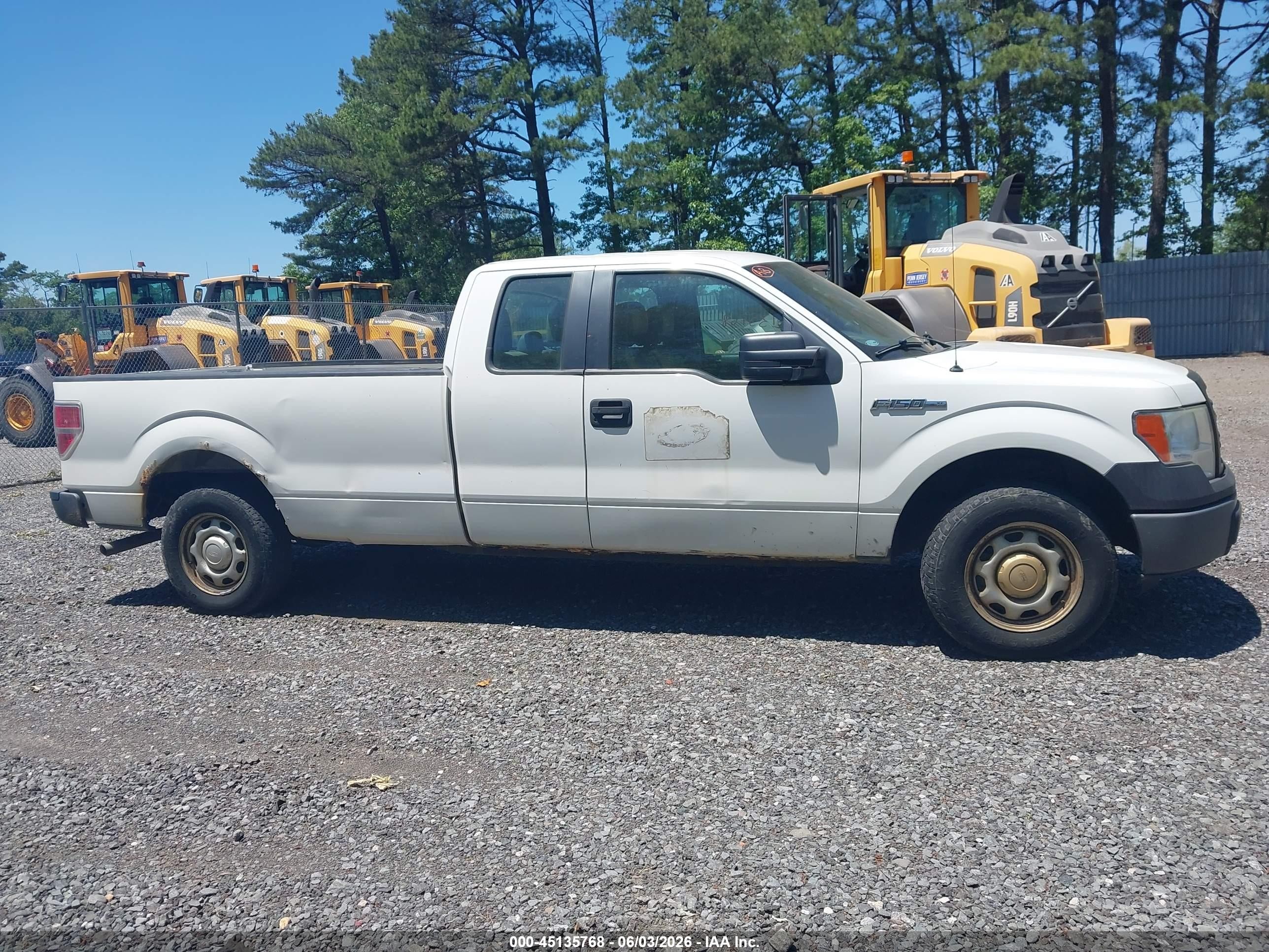 2013 Ford F-150 Xl White vin: 1FTFX1CF9DKF15441
