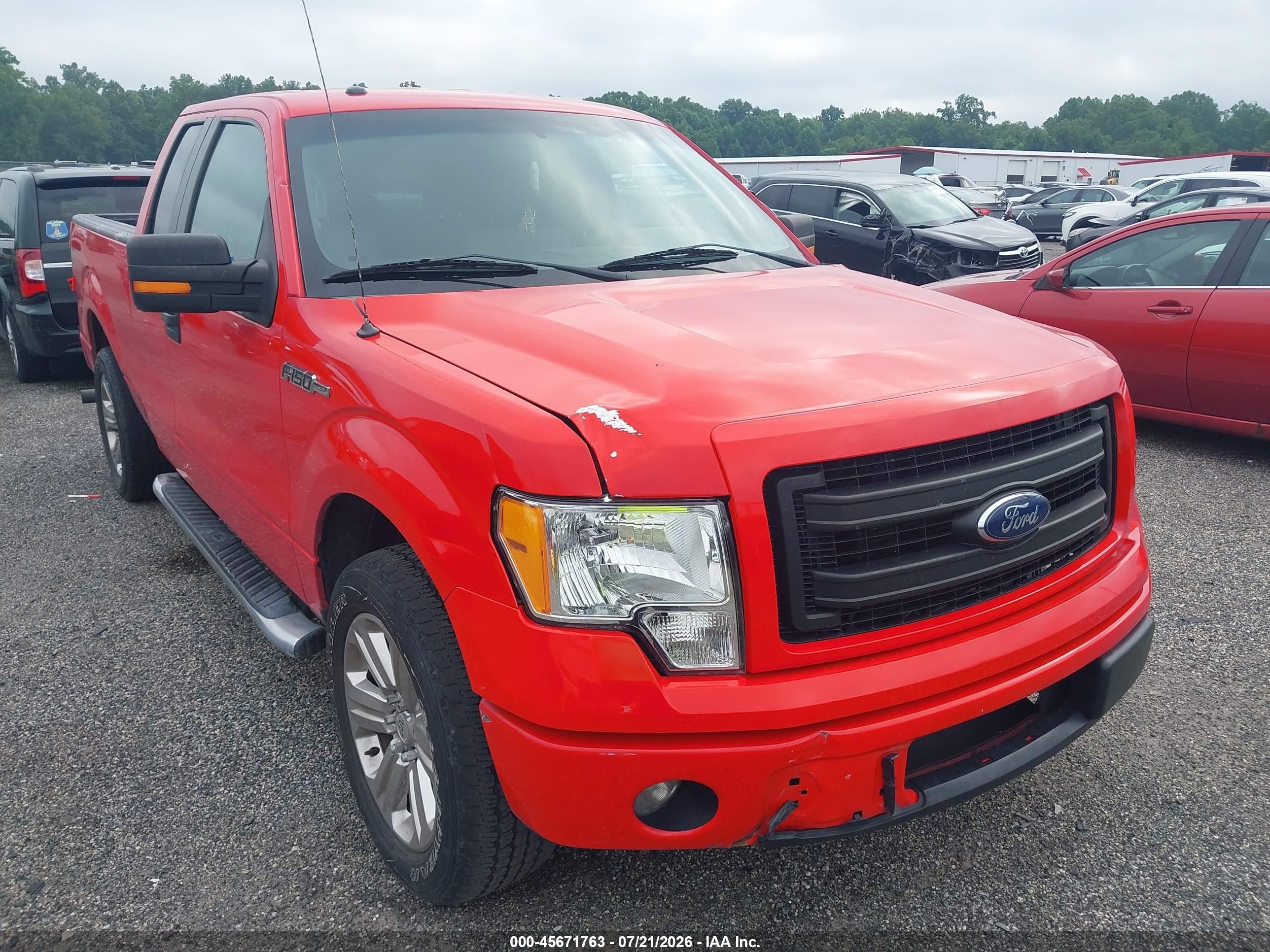 2014 Ford F-150 Stx Red vin: 1FTFX1CF9EFB57817