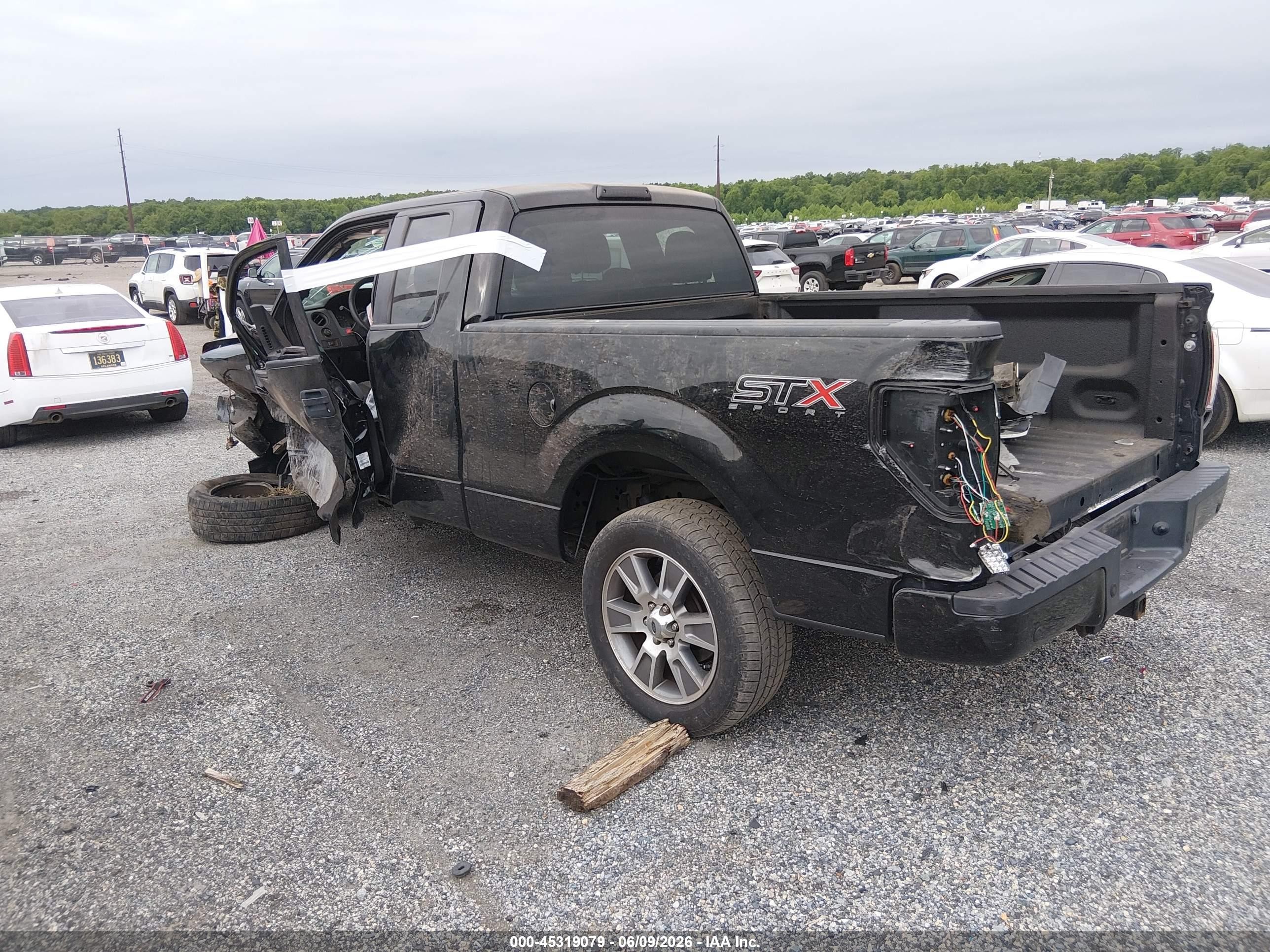 2014 Ford F-150 Stx Black vin: 1FTFX1CF9EFC64009