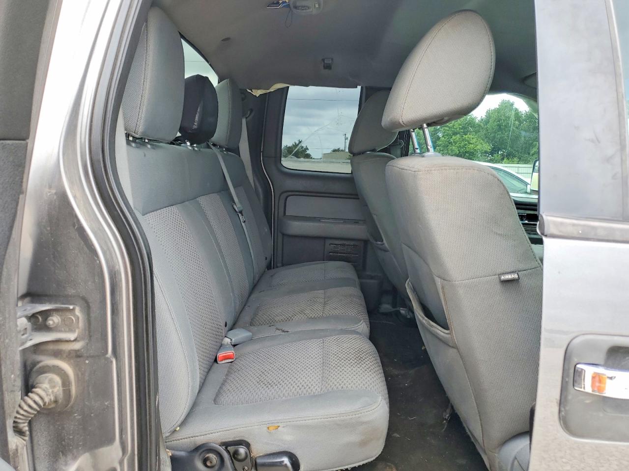 2011 Ford F150 Super Cab Gray vin: 1FTFX1CFXBFB81152