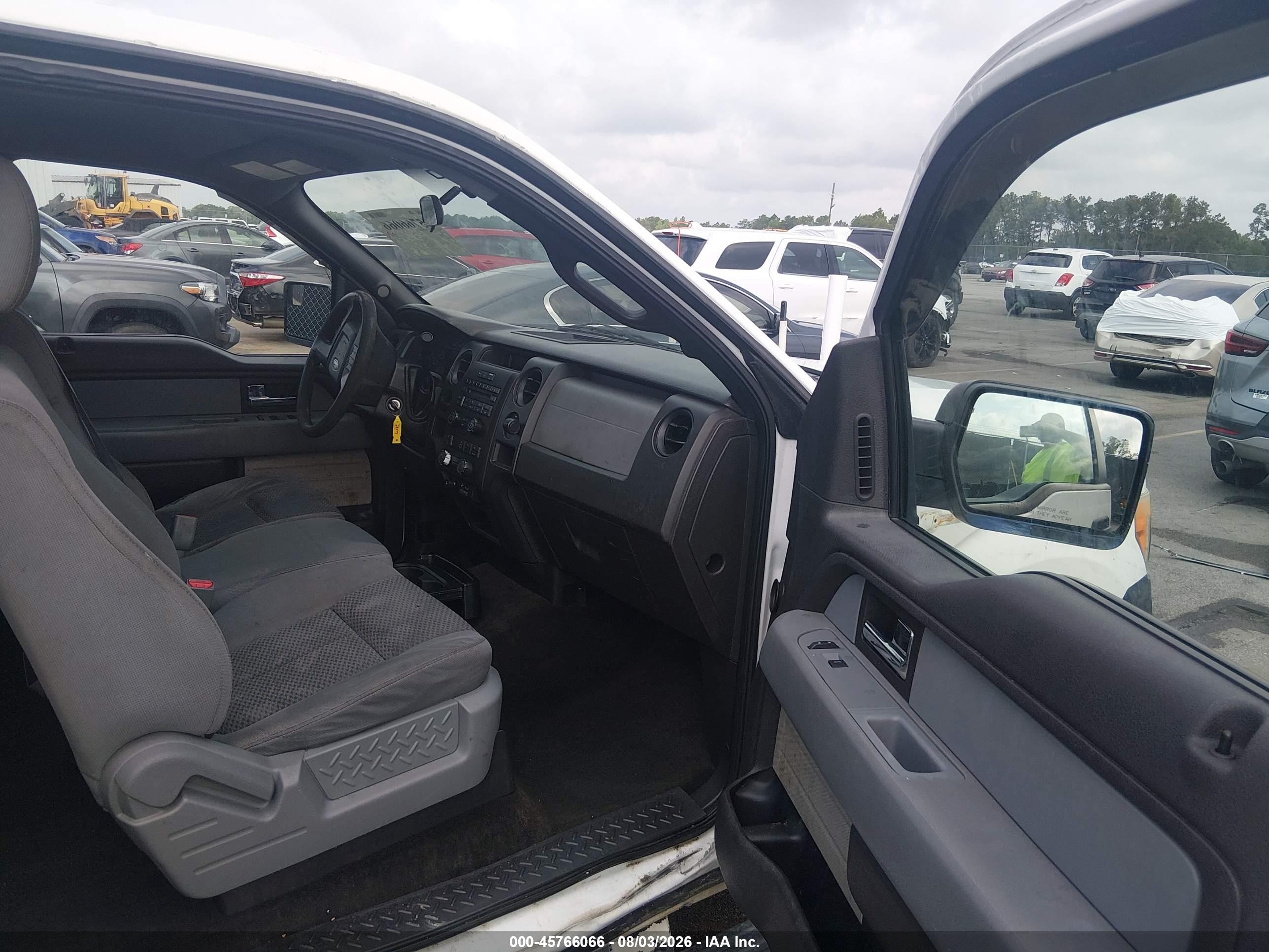 2012 Ford F-150 Xl Белый vin: 1FTFX1CFXCFA59683
