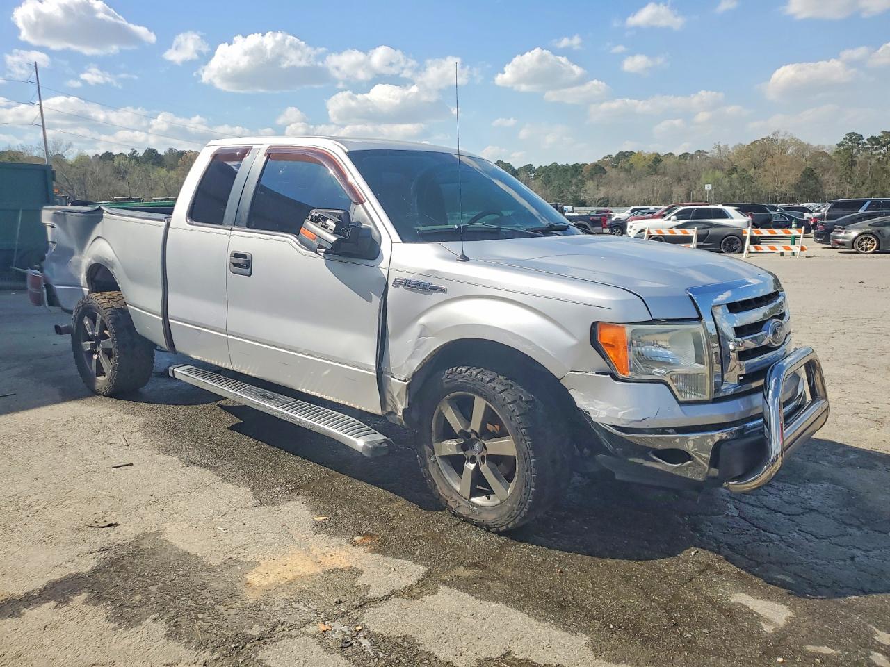 2012 Ford F150 Super Cab Silver vin: 1FTFX1CFXCFB99166