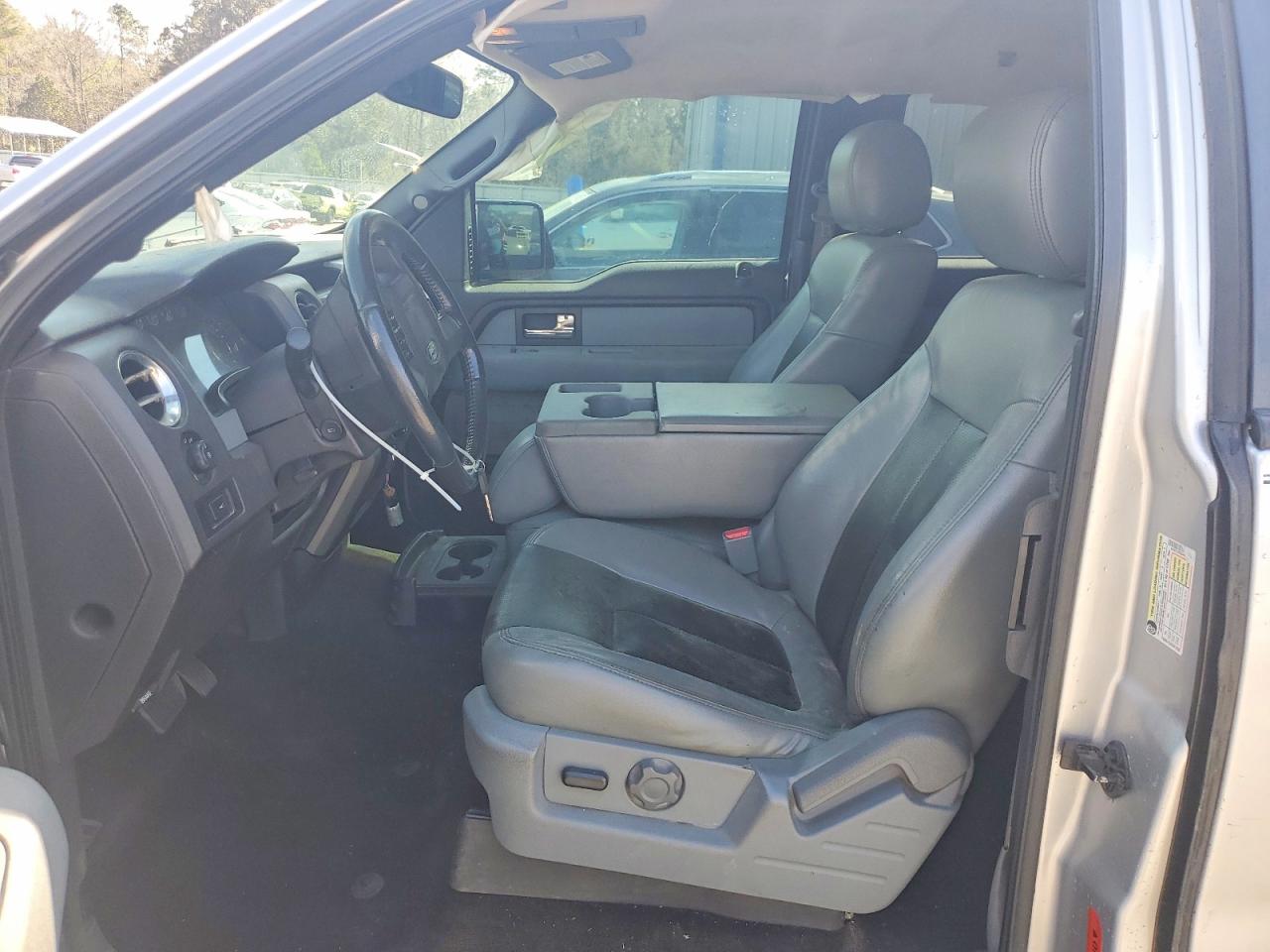 2012 Ford F150 Super Cab Silver vin: 1FTFX1CFXCFB99166