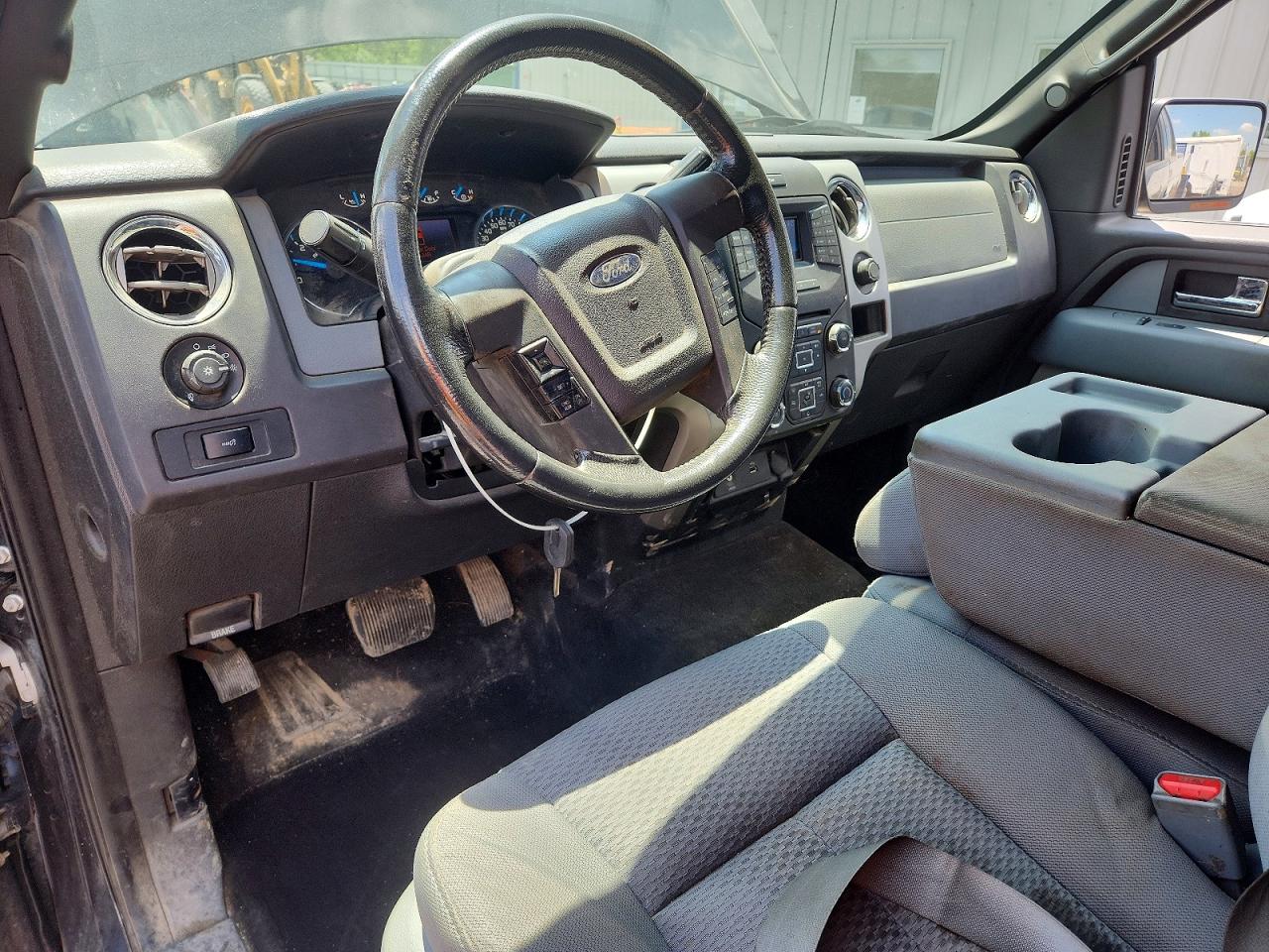 2013 Ford F150 Super Cab Black vin: 1FTFX1CFXDFA79577