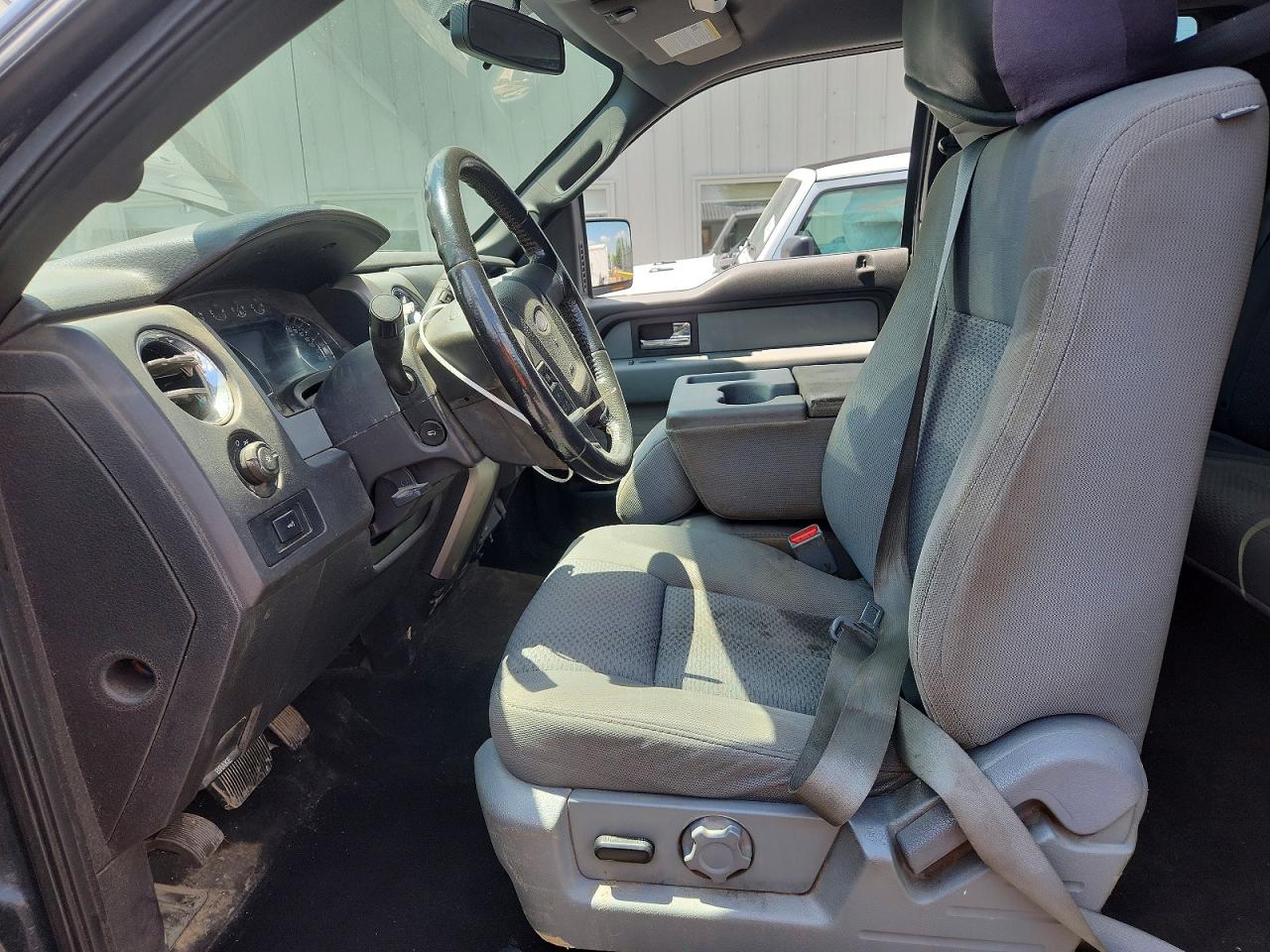 2013 Ford F150 Super Cab Black vin: 1FTFX1CFXDFA79577
