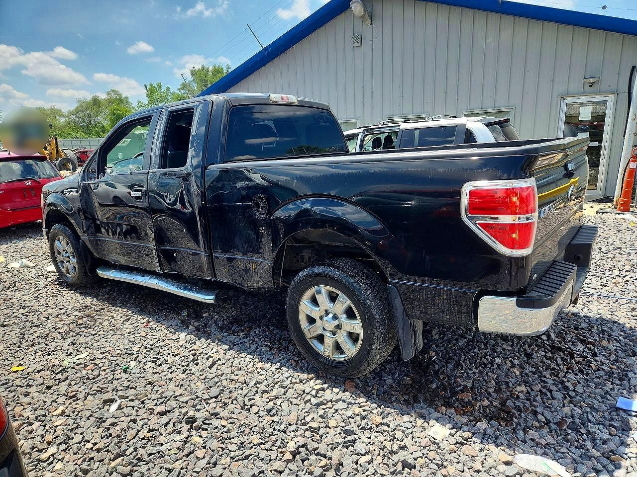 2013 Ford F150 Super Cab Black vin: 1FTFX1CFXDFA79577