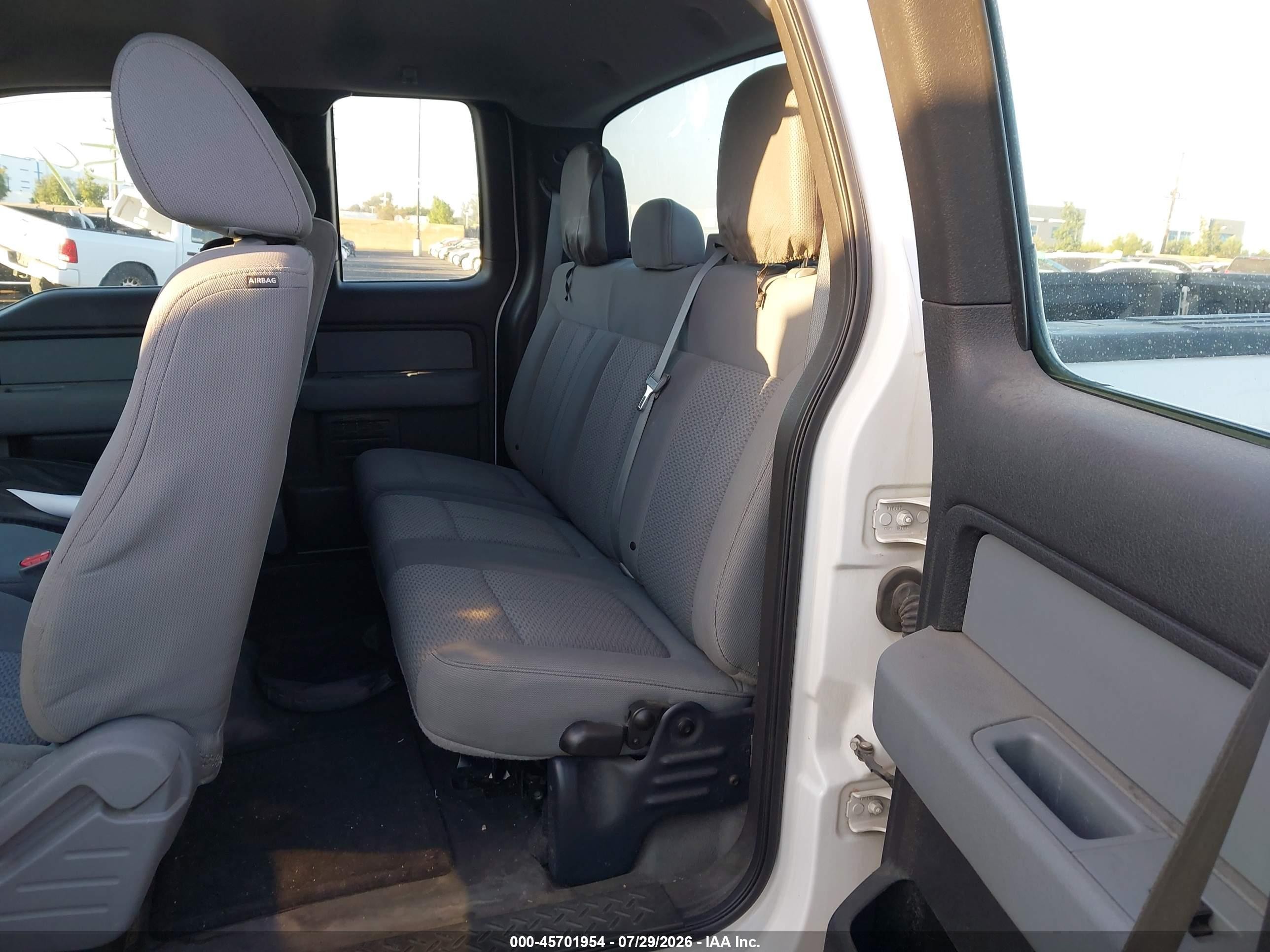 2013 Ford F-150 Xl White vin: 1FTFX1CFXDFB54195