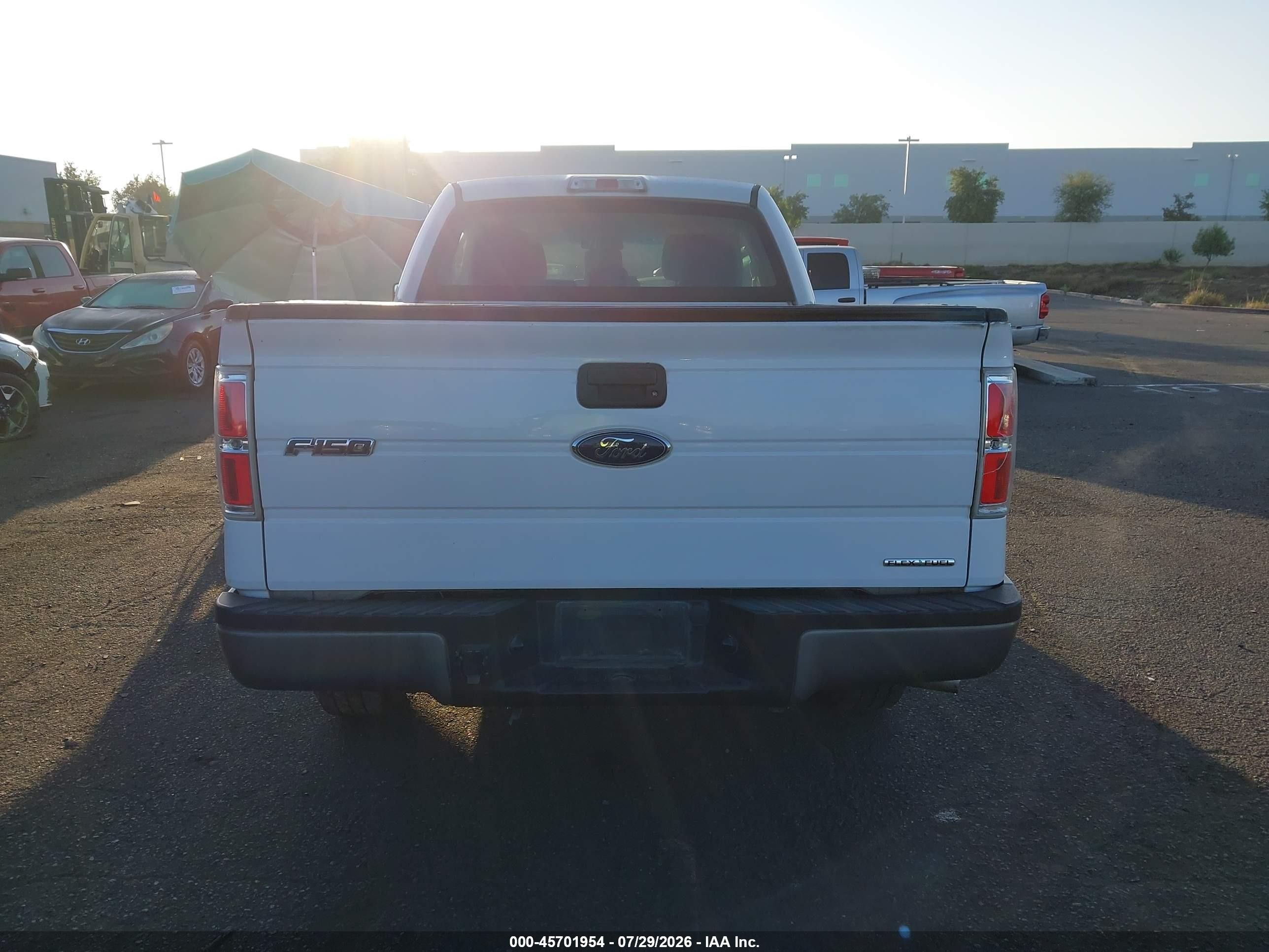 2013 Ford F-150 Xl White vin: 1FTFX1CFXDFB54195