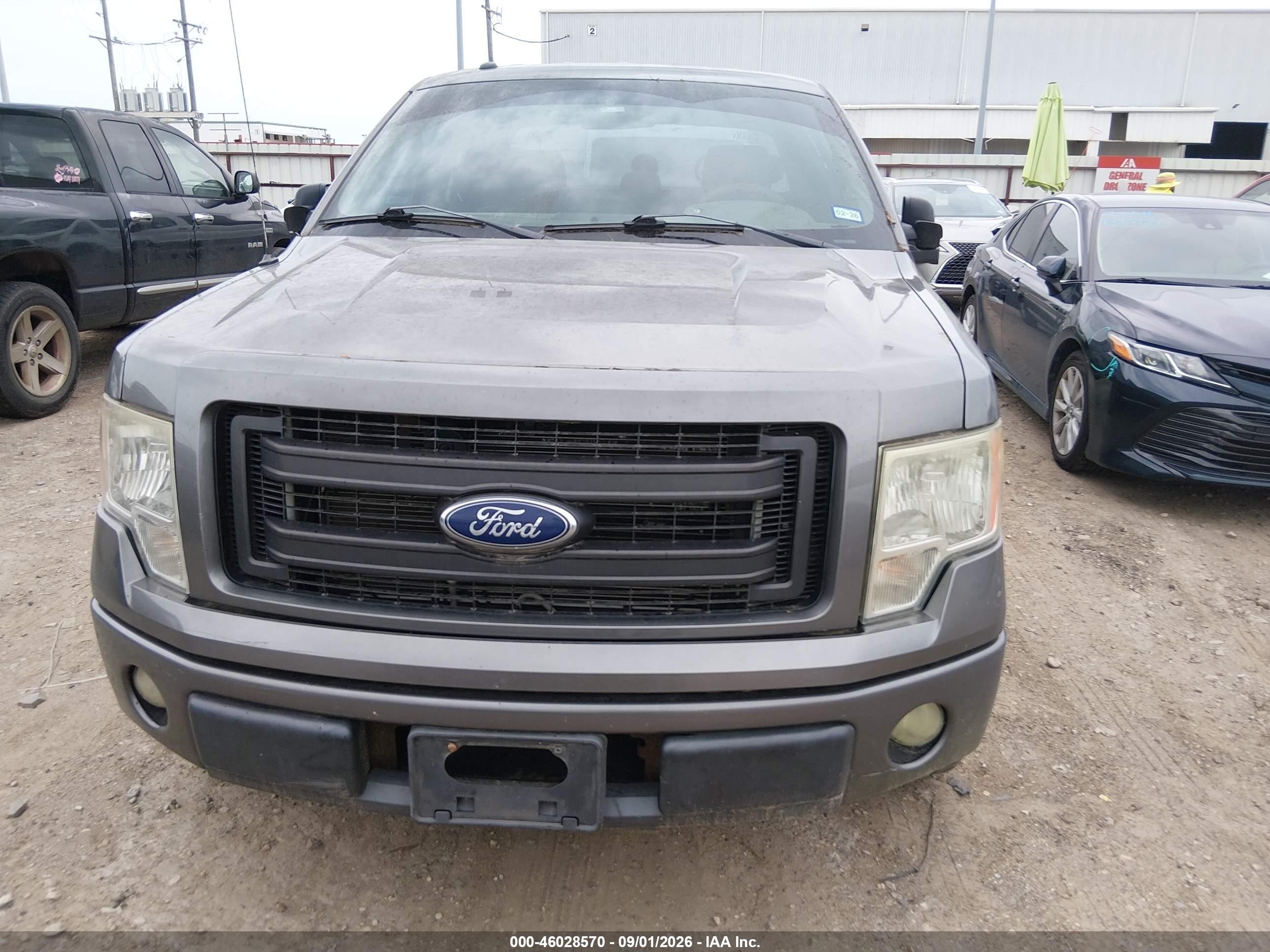 2013 Ford F-150 Stx Silver vin: 1FTFX1CFXDFC79603