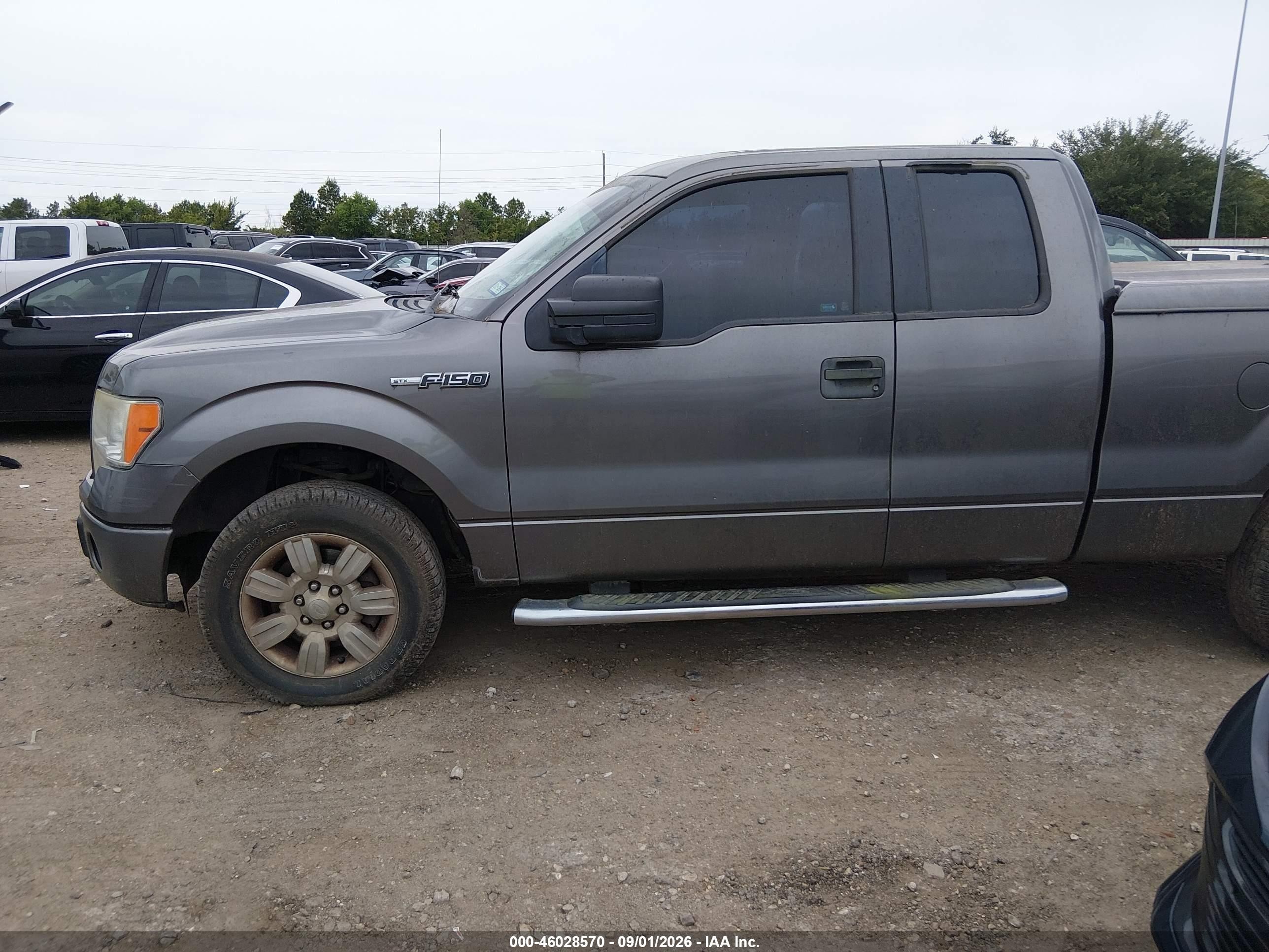 2013 Ford F-150 Stx Silver vin: 1FTFX1CFXDFC79603