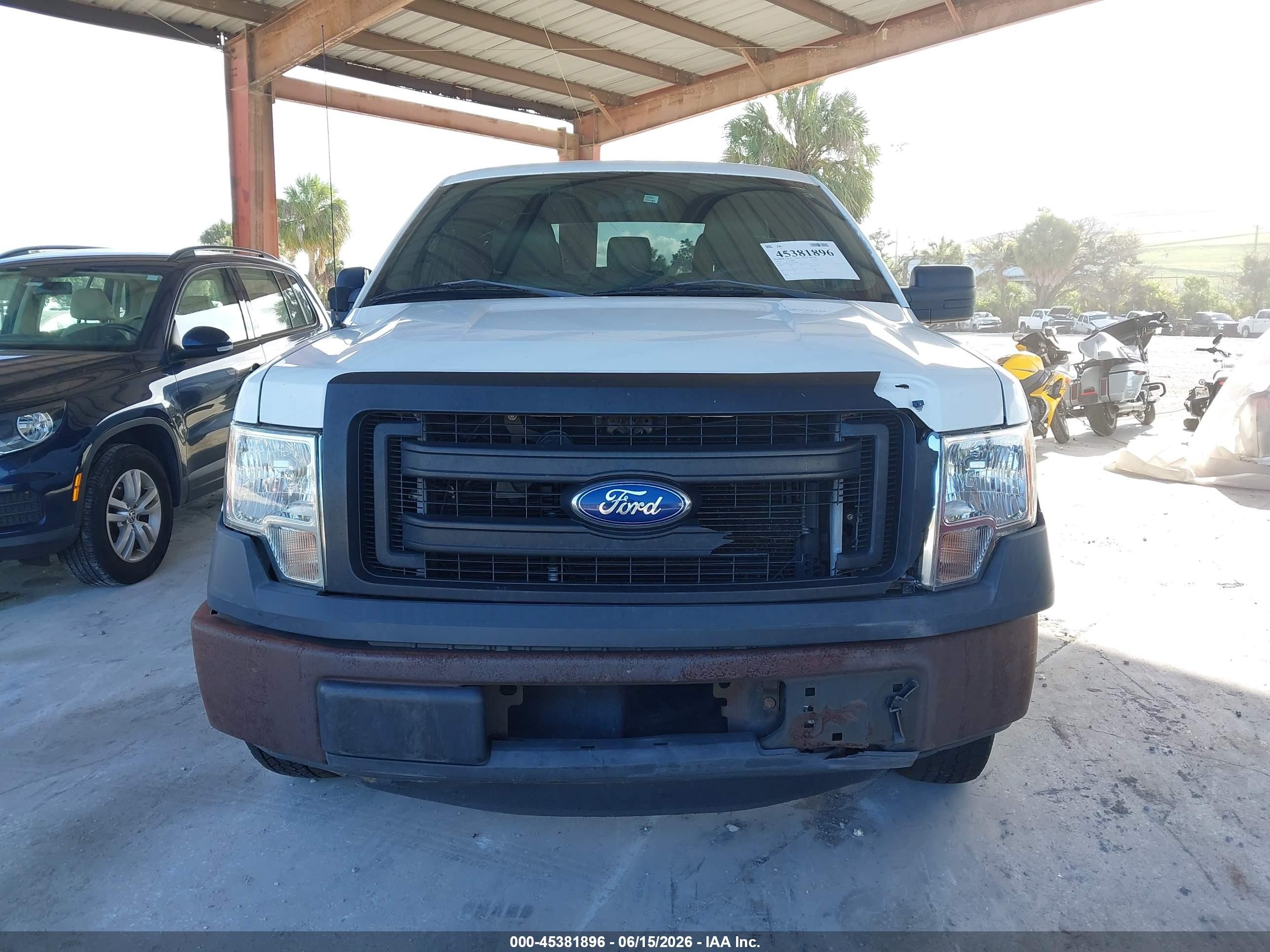 2013 Ford F-150 Xl White vin: 1FTFX1CFXDKE08981