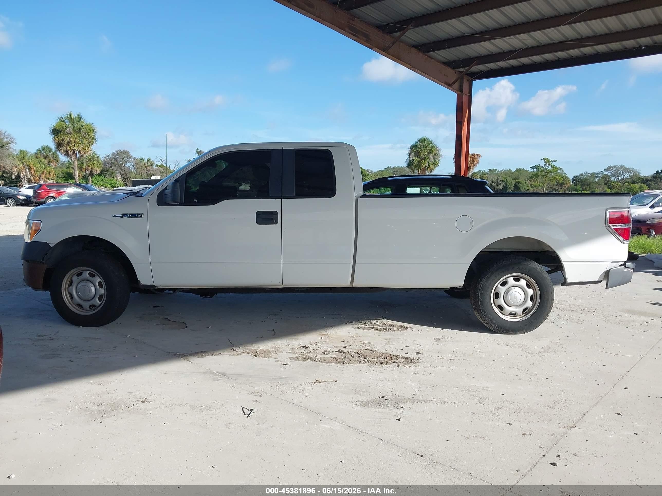 2013 Ford F-150 Xl White vin: 1FTFX1CFXDKE08981