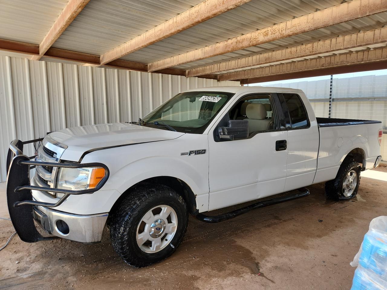 2014 Ford F150 Super Cab White vin: 1FTFX1CFXEFC51706 Damage: Left Front Fender, Rust, 1/2 To 1 Inch