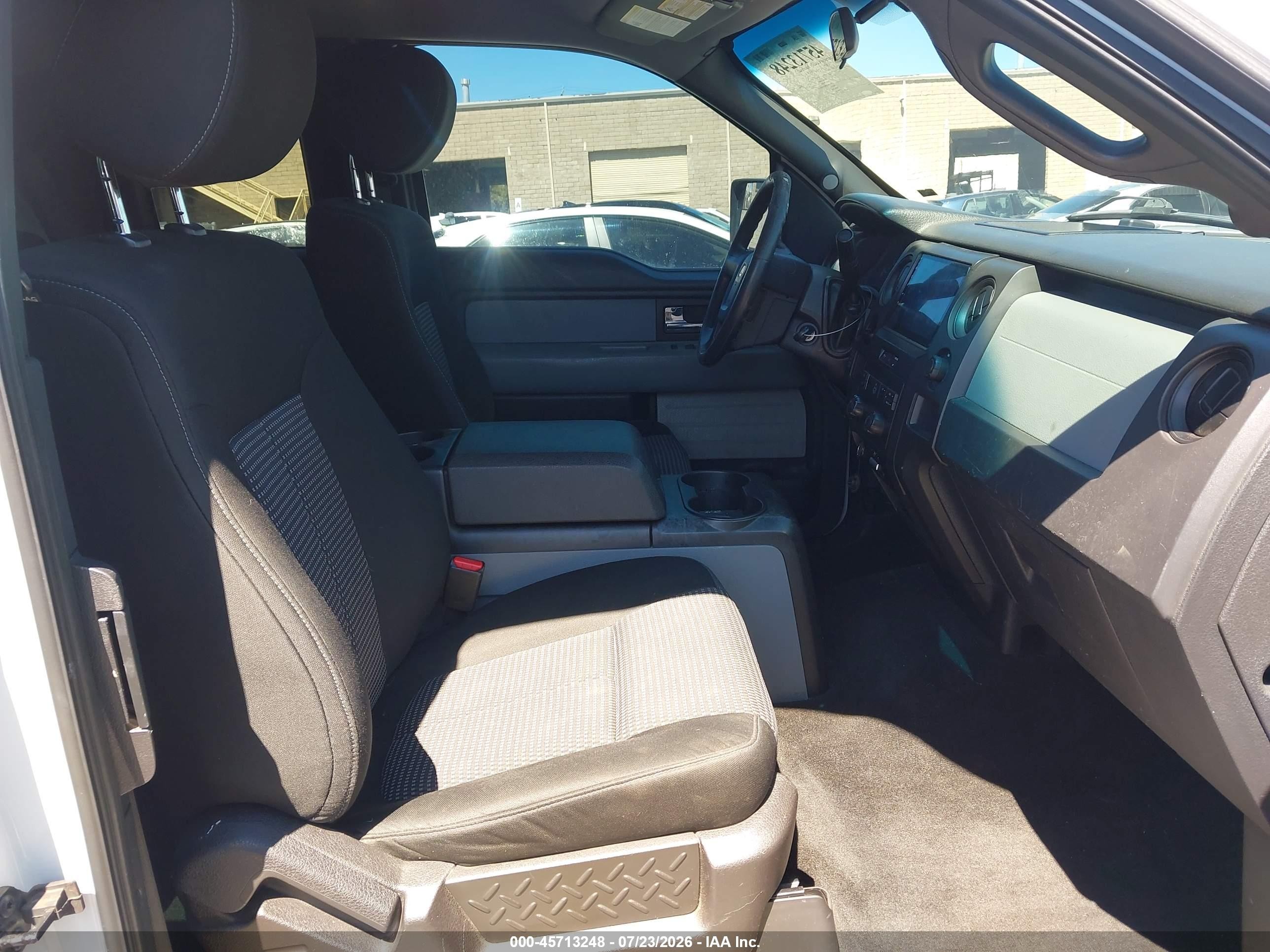 2014 Ford F-150 Stx White vin: 1FTFX1CFXEKE32991