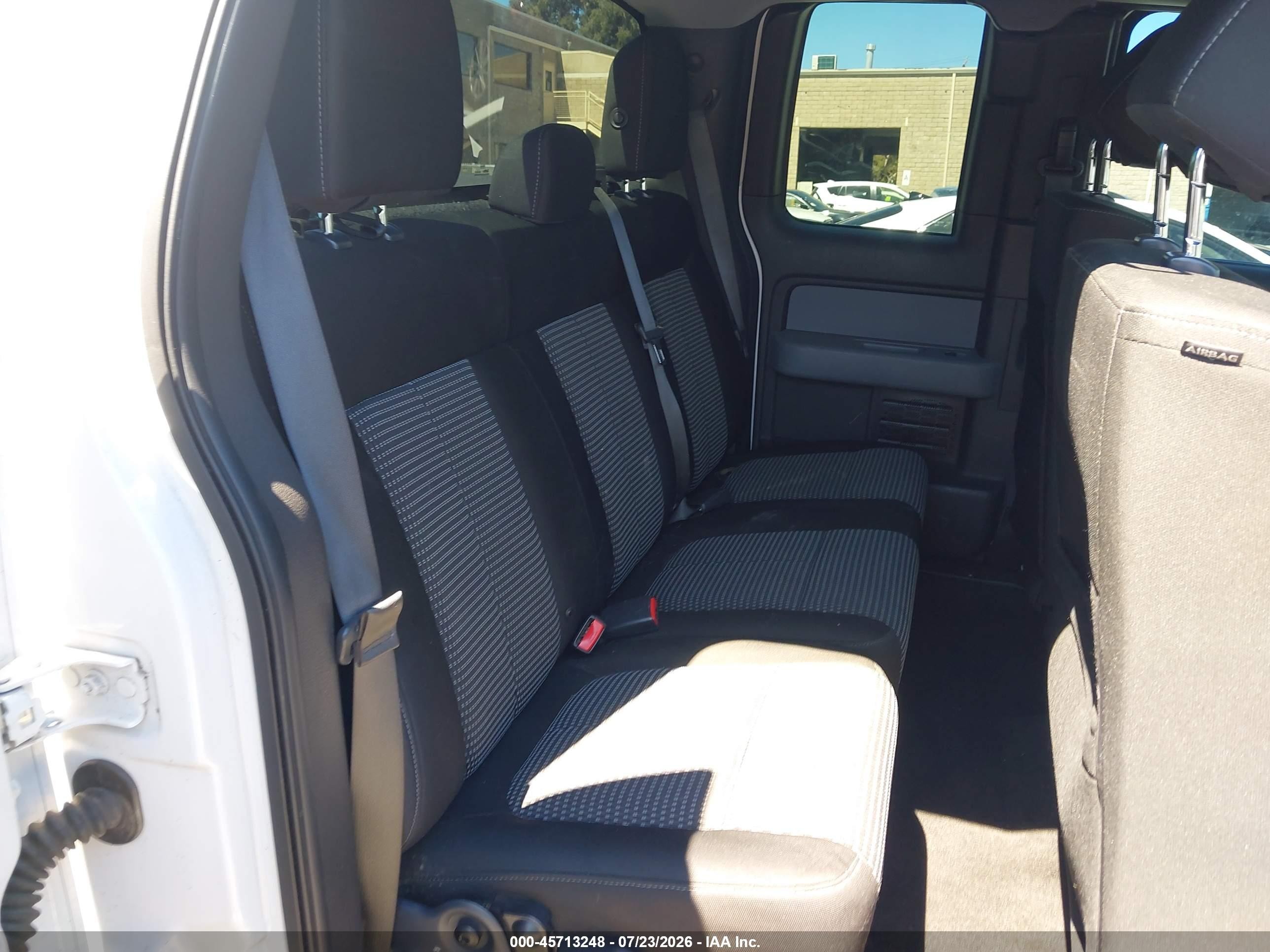 2014 Ford F-150 Stx White vin: 1FTFX1CFXEKE32991