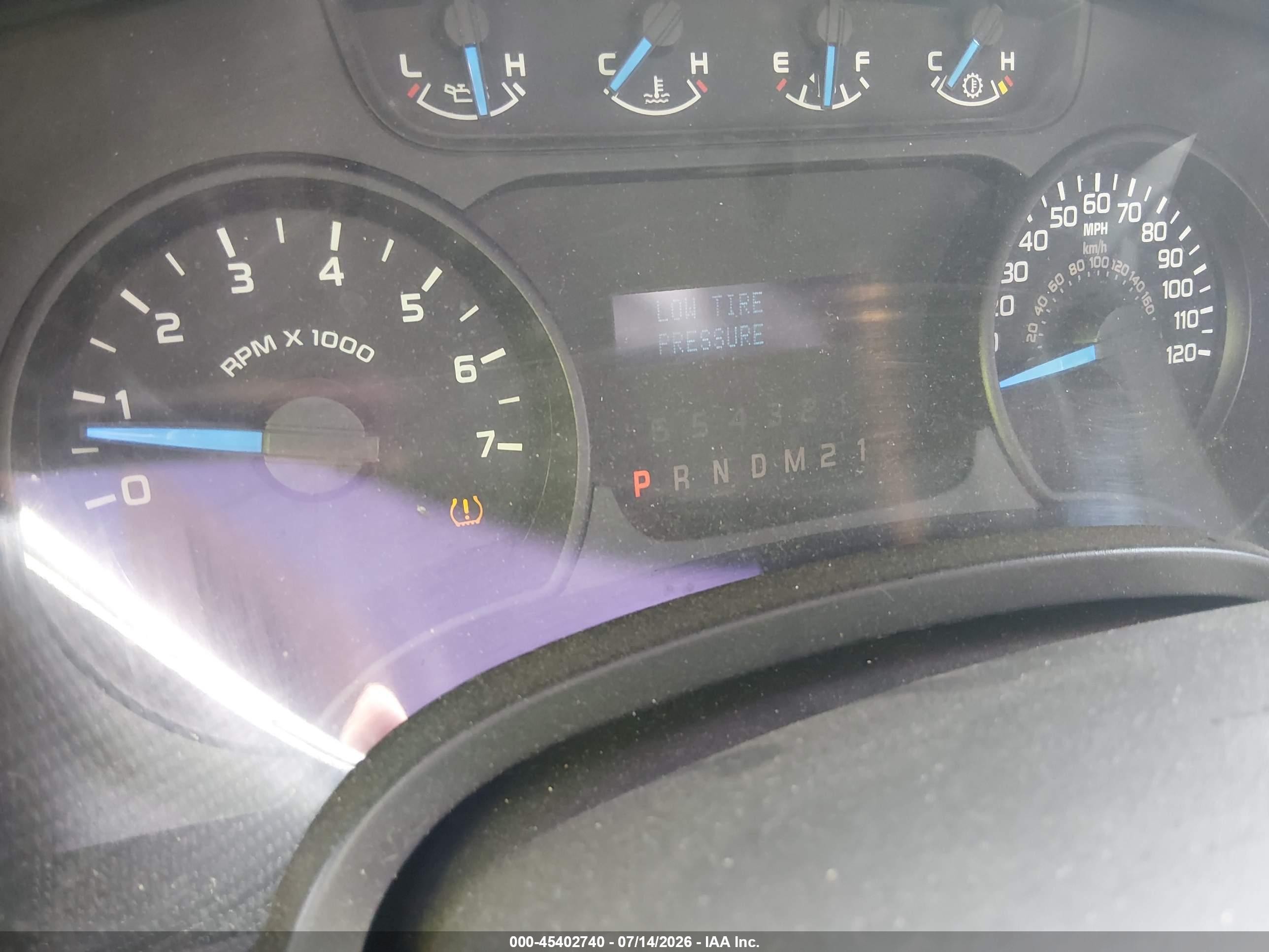 2014 Ford F-150   White vin: 1FTFX1CFXEKF57022