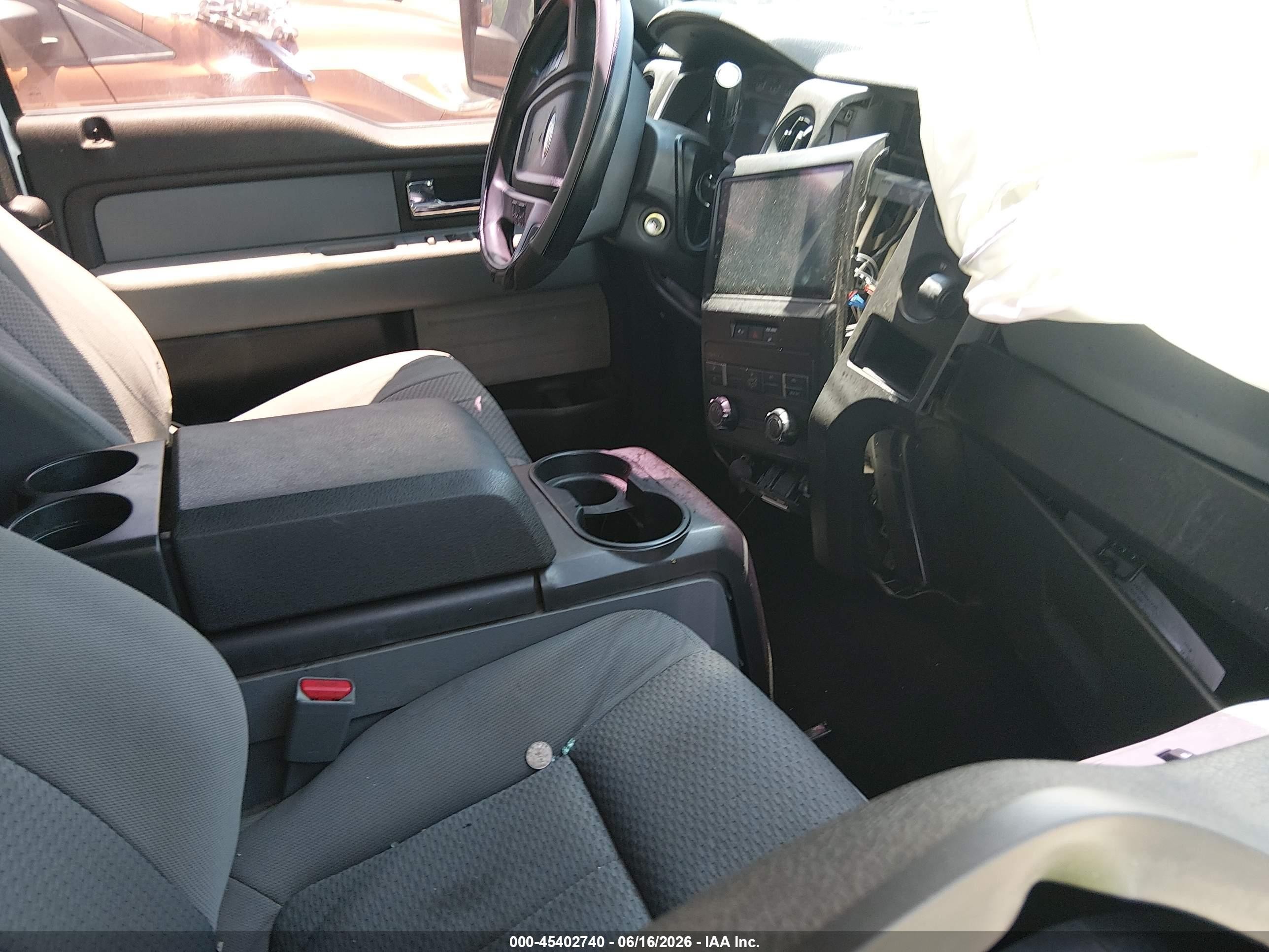 2014 Ford F-150   White vin: 1FTFX1CFXEKF57022
