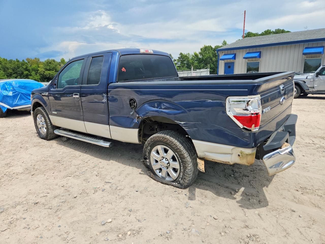 2013 Ford F150 Super Cab Blue vin: 1FTFX1CT0DFA09303