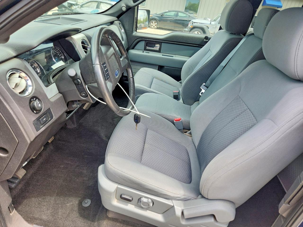 2013 Ford F150 Super Cab Blue vin: 1FTFX1CT0DFA09303