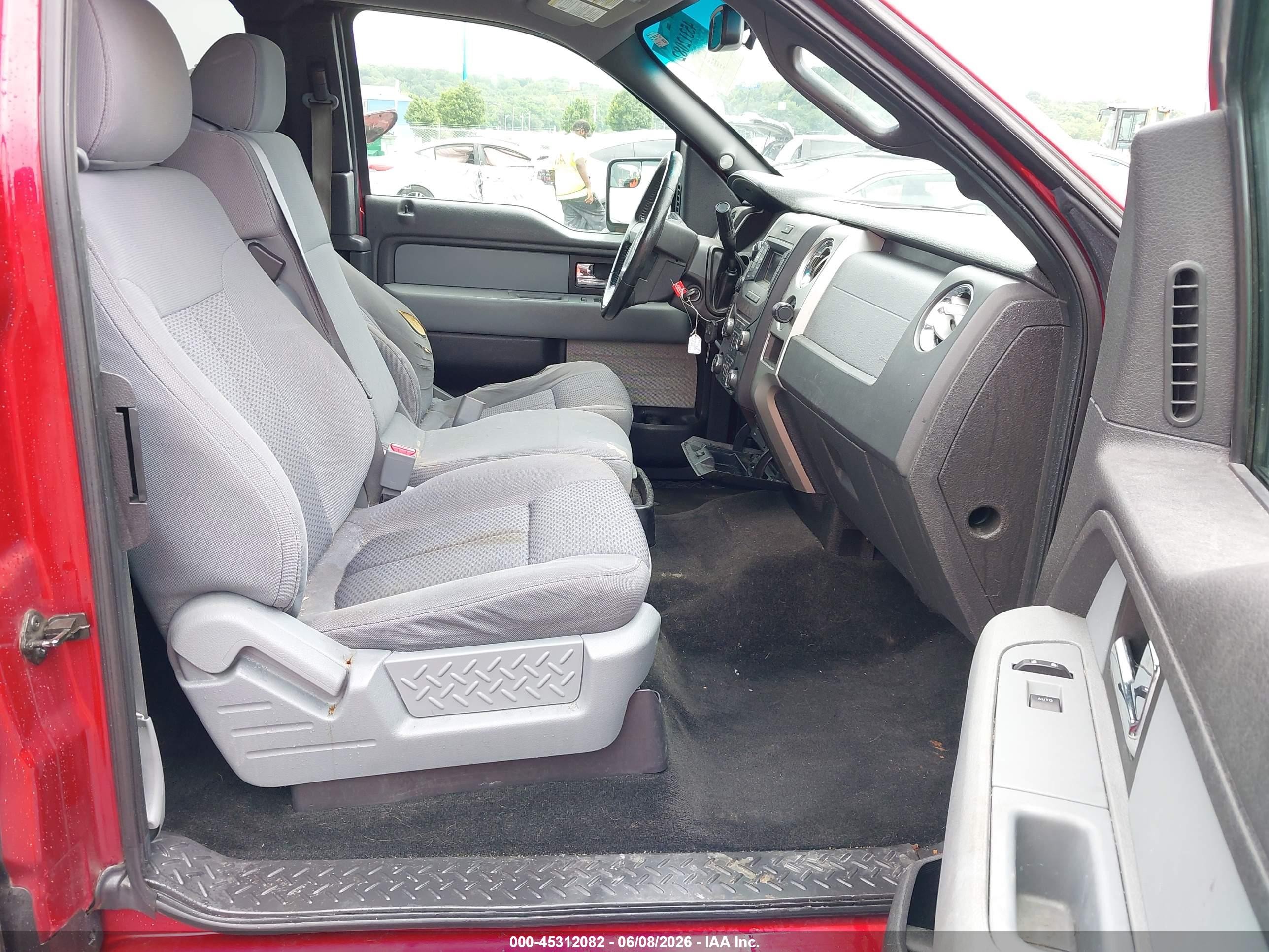 2013 Ford F-150 Xlt Red vin: 1FTFX1CT1DFB66998