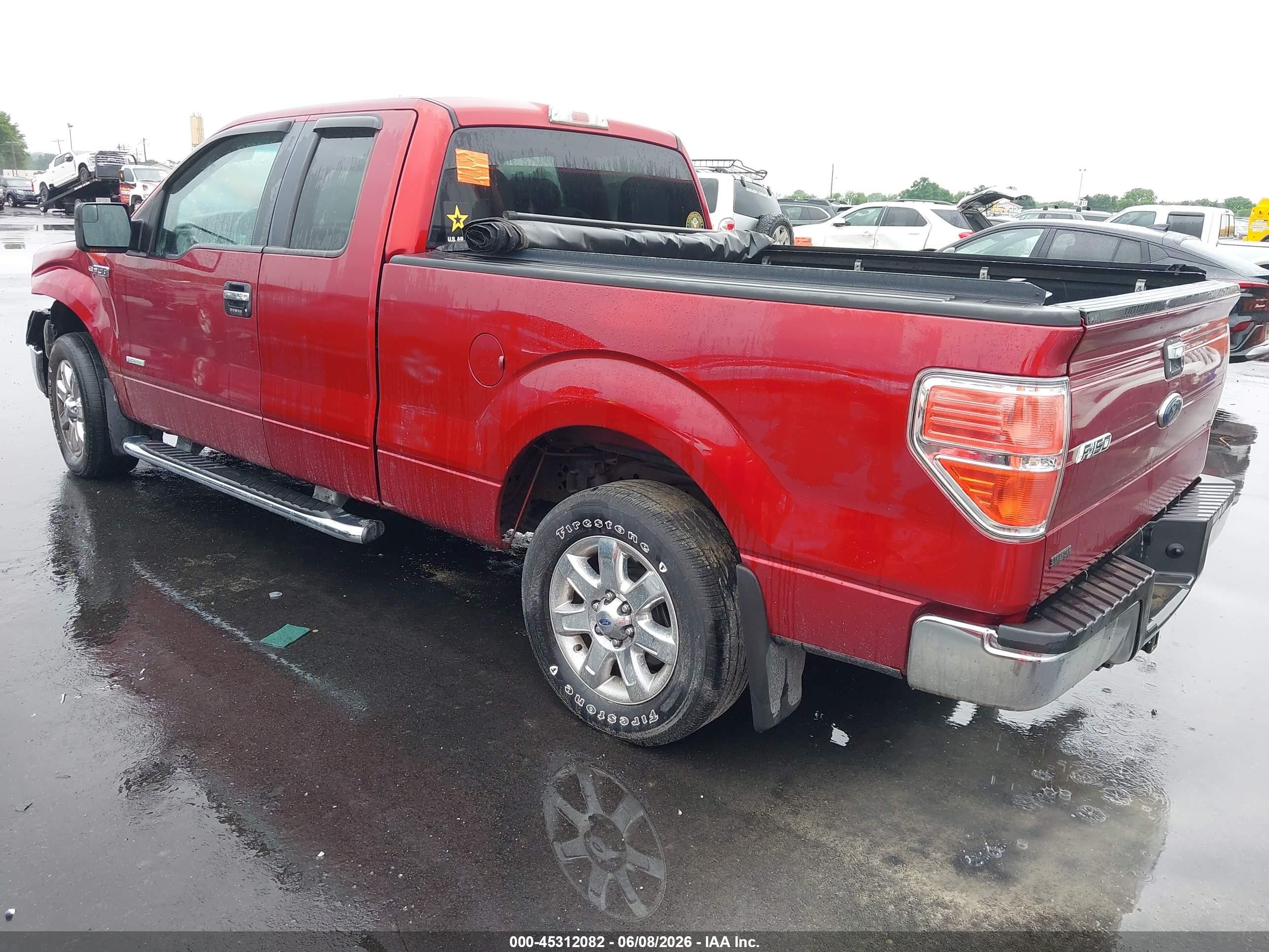 2013 Ford F-150 Xlt Red vin: 1FTFX1CT1DFB66998