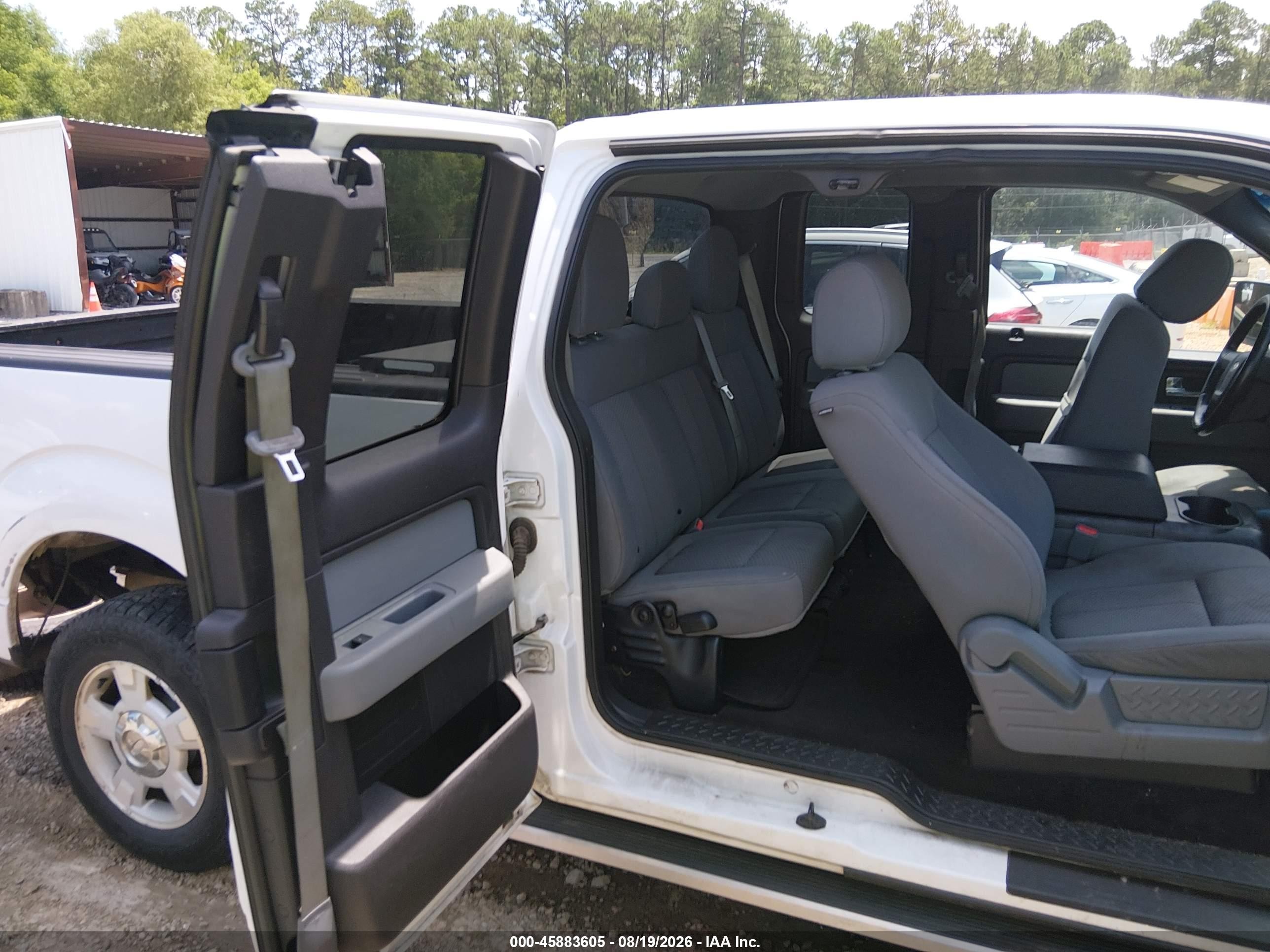 2012 Ford F-150 Xlt White vin: 1FTFX1CT2CFD07155