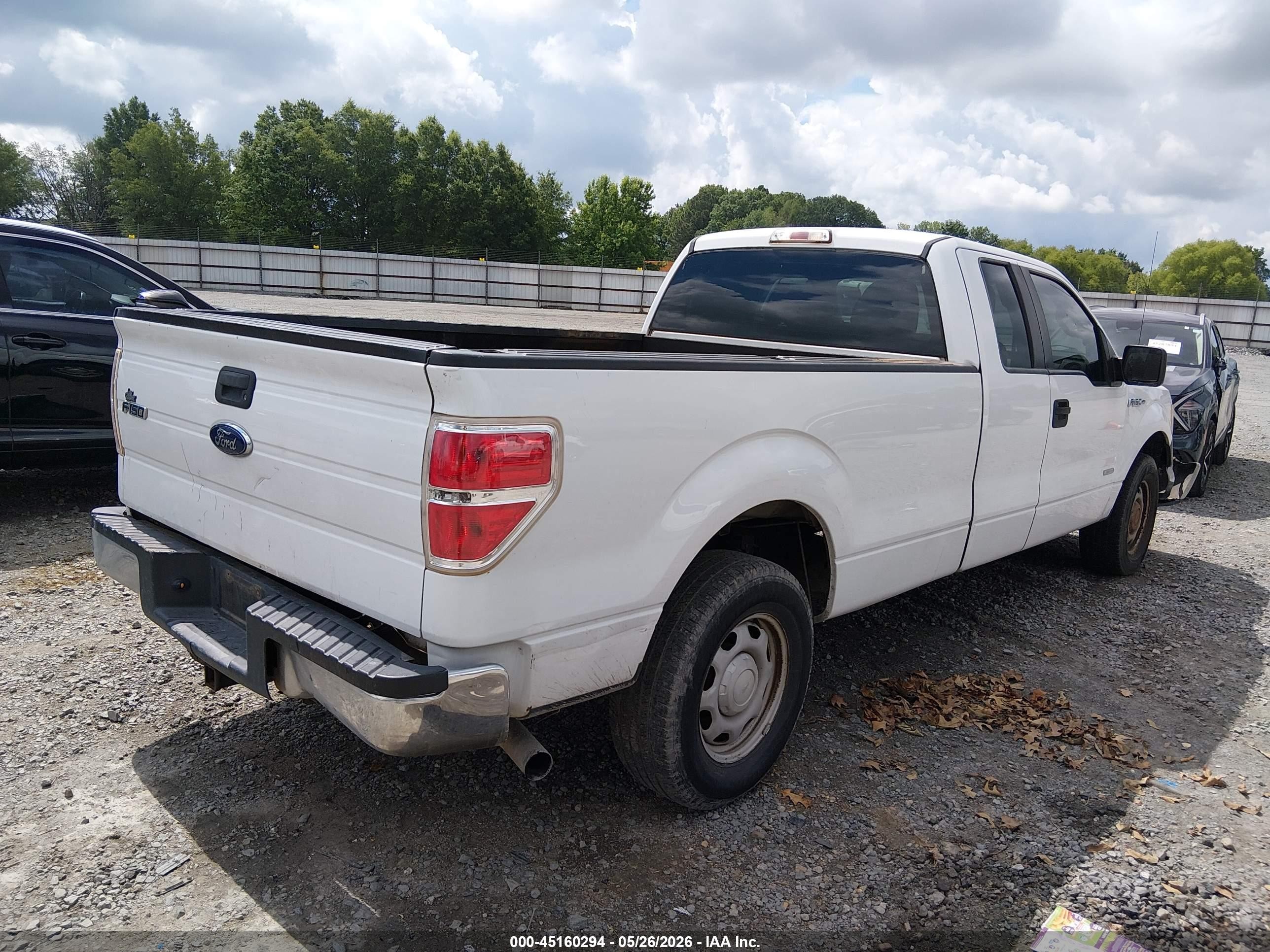 2014 Ford F-150 Xl White vin: 1FTFX1CT2EKF37093
