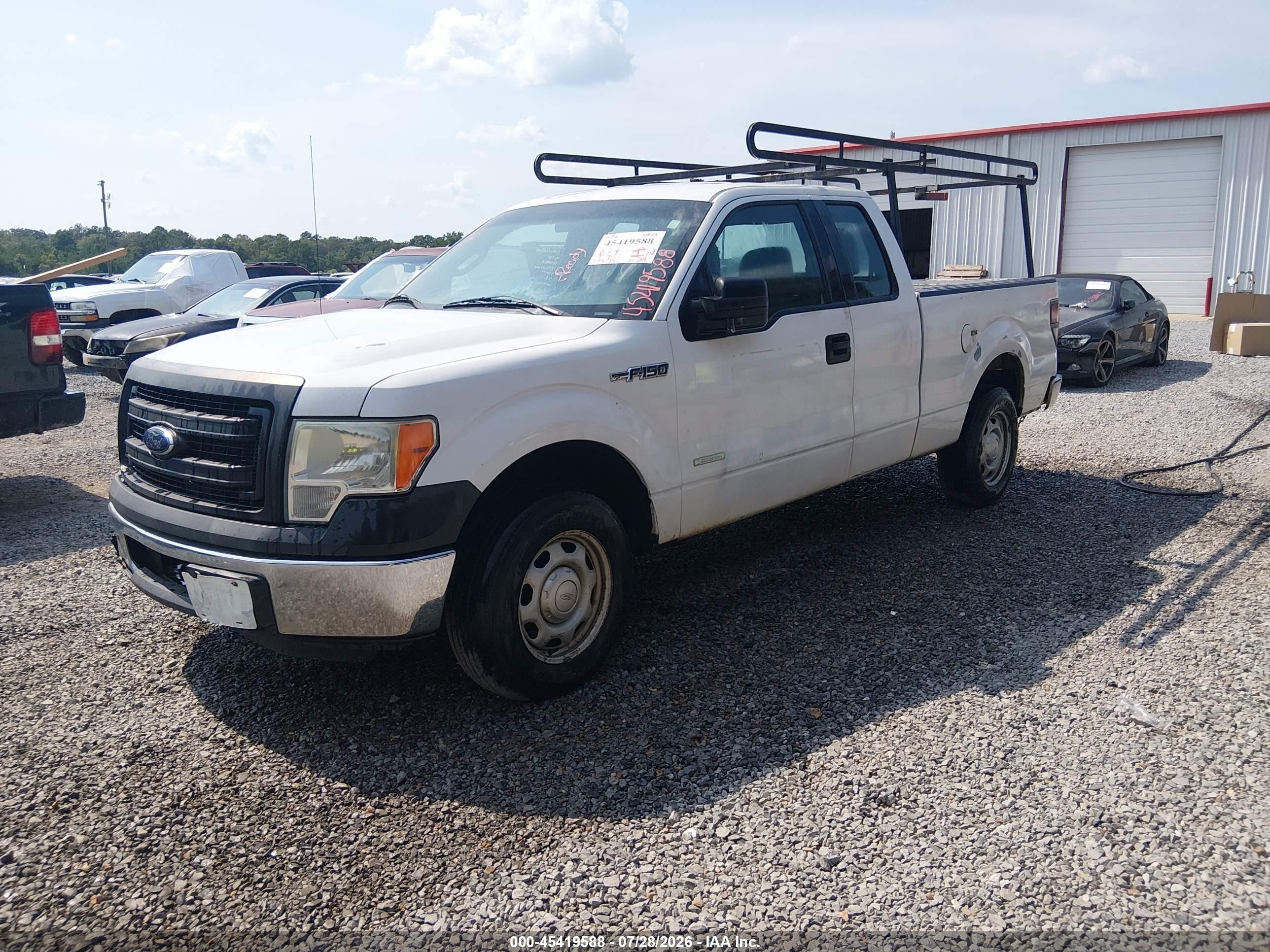 2013 Ford F-150 Xl Белый vin: 1FTFX1CT3DKG40960
