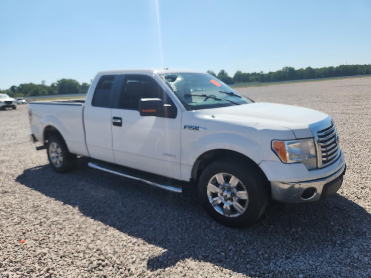 2012 Ford F150 Super Cab White vin: 1FTFX1CT4CFA33697