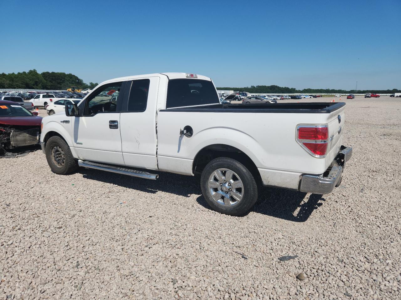 2012 Ford F150 Super Cab White vin: 1FTFX1CT4CFA33697