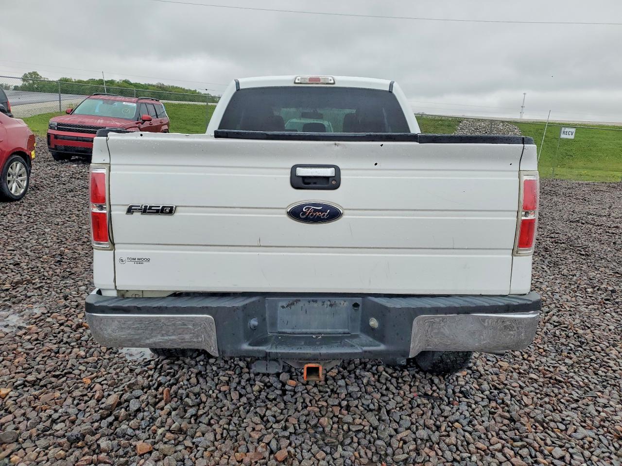 2013 Ford F150 Super Cab White vin: 1FTFX1CT5DFD02341