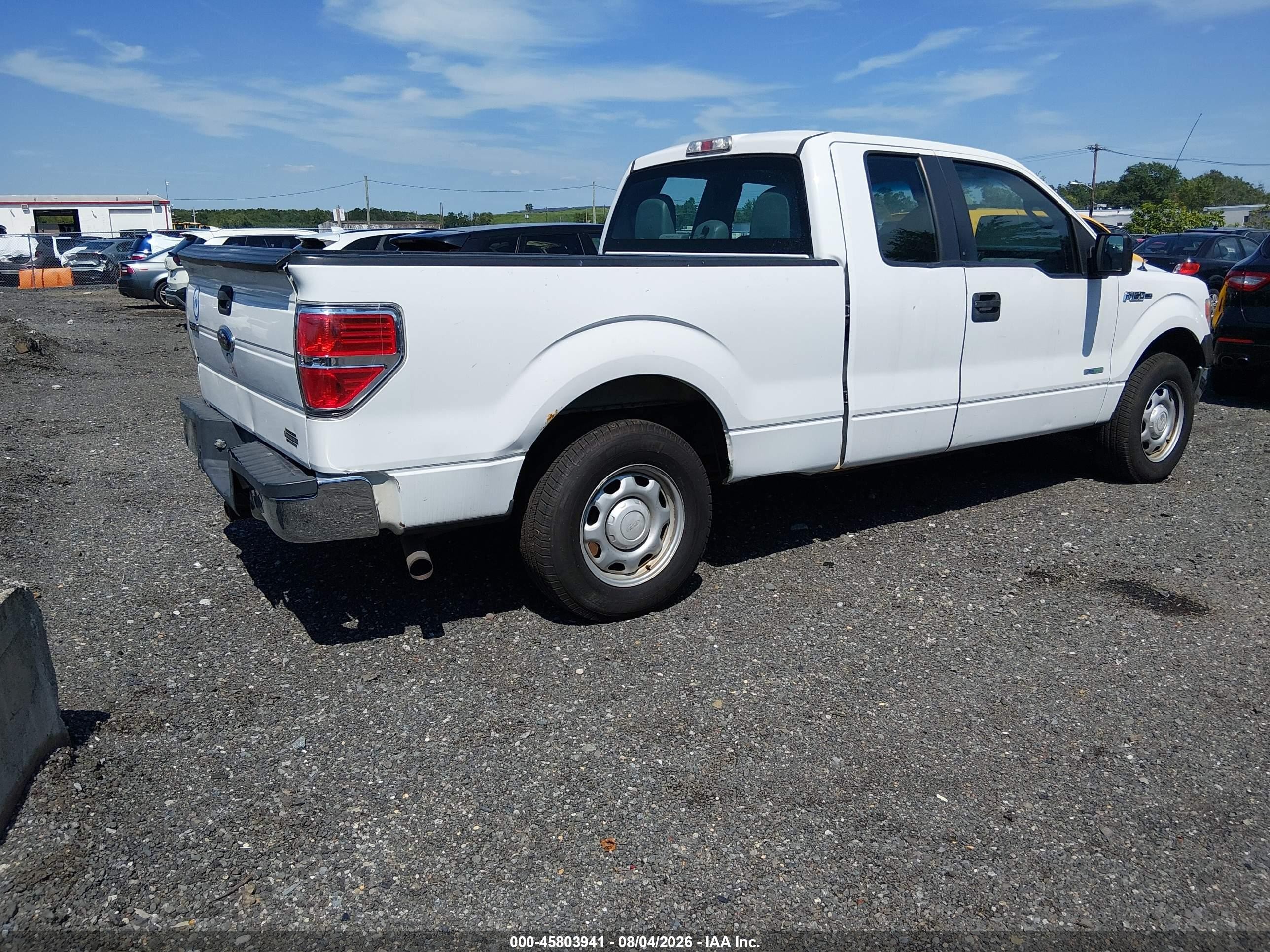 2013 Ford F-150 Xl White vin: 1FTFX1CT5DKG33685