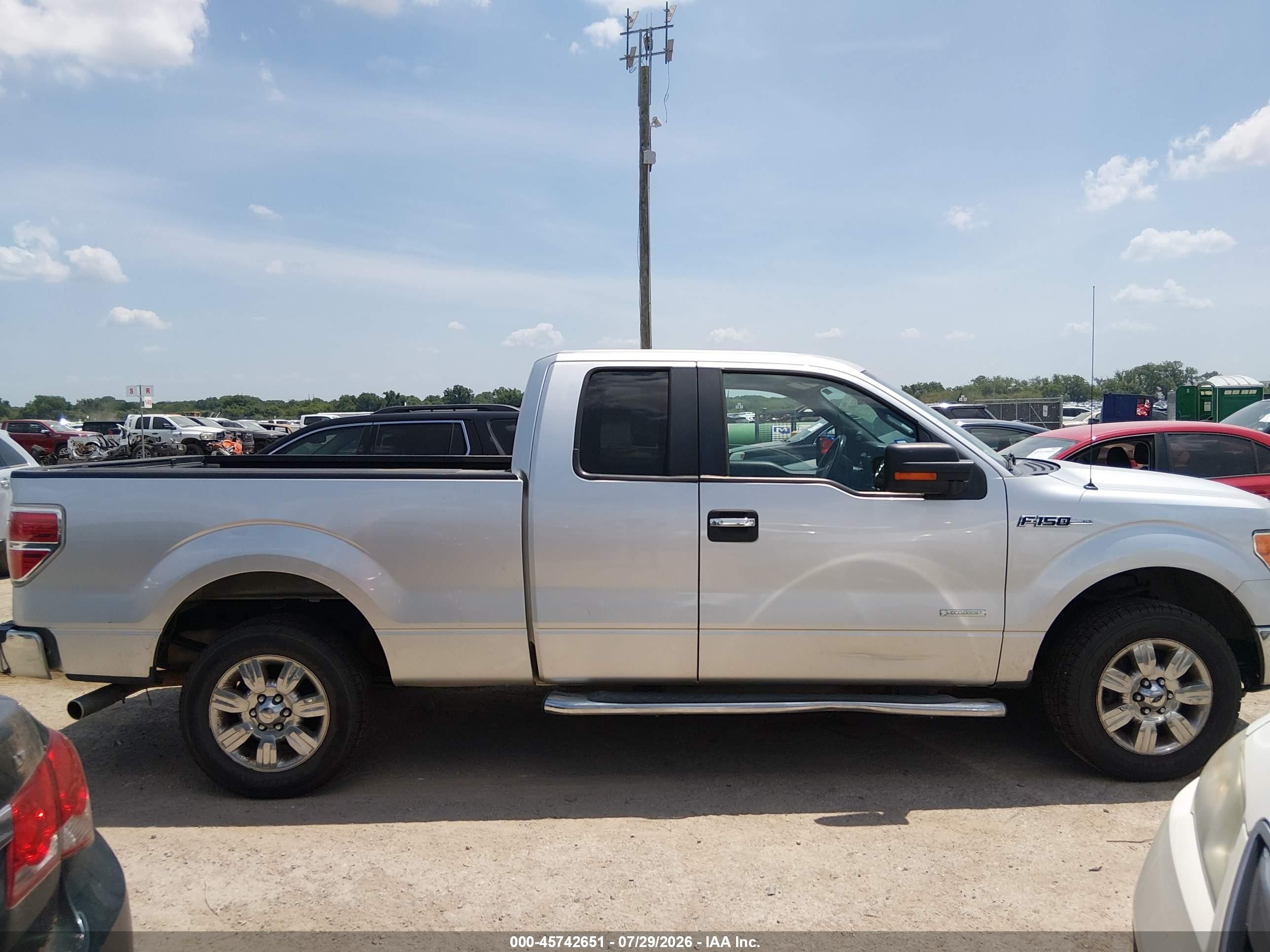 2012 Ford F-150 Xlt Silver vin: 1FTFX1CT6CFA04394